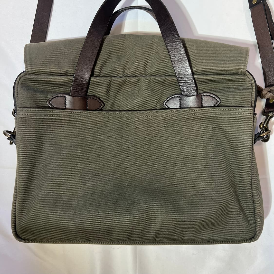 필슨 러기드 트윌 오리지널 브리프케이스 오터그린 상품이미지8