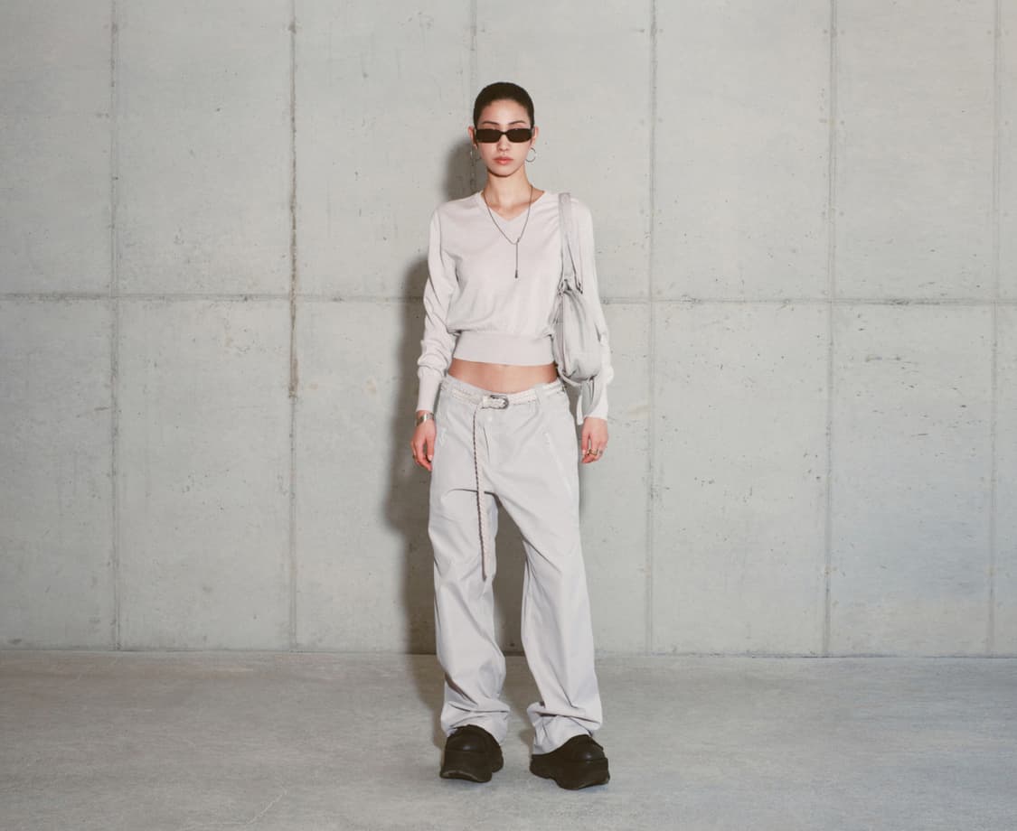 미스치프 V-NECK PULL OVER KNIT TOP 상품이미지3