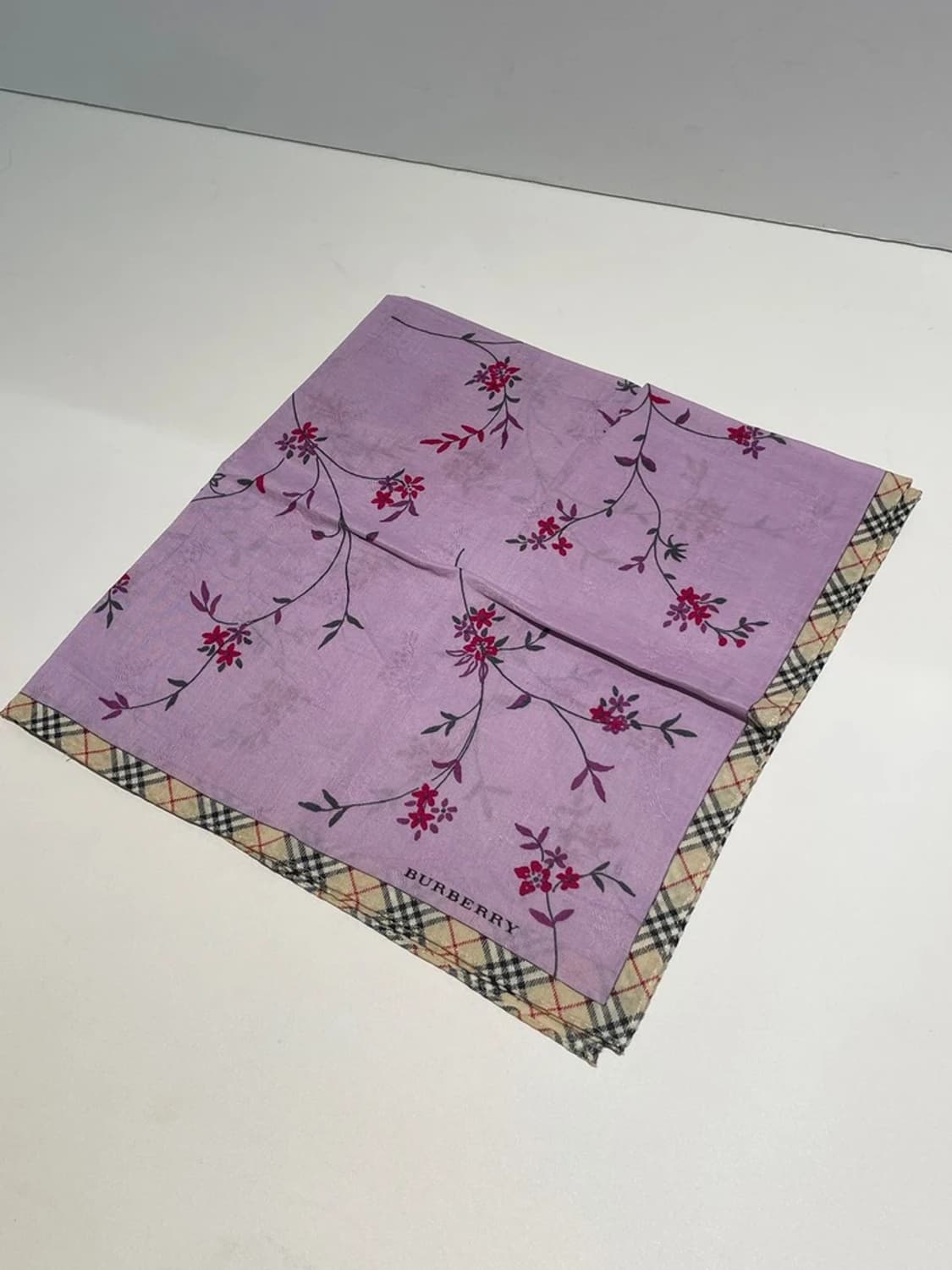 버버리 00s 시그니처 재팬 플라워 쁘띠 반다나 손수건 A1216 상품이미지3