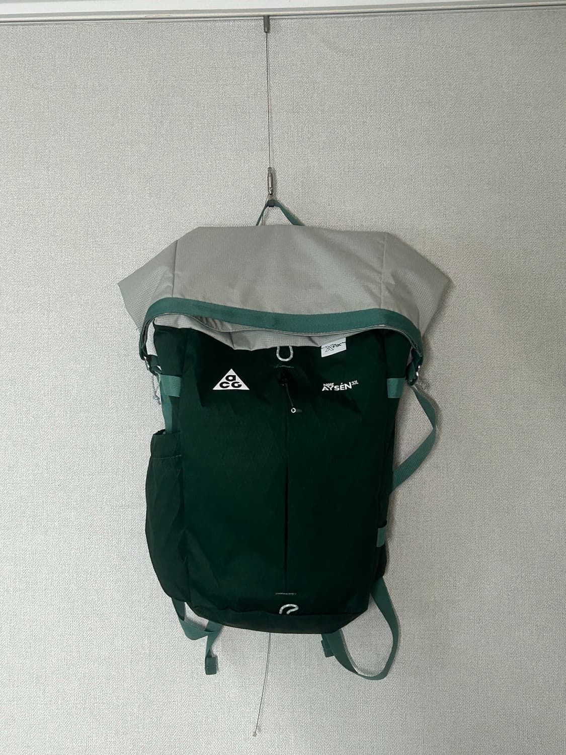 나이키 ACG 방수 가방 상품이미지1