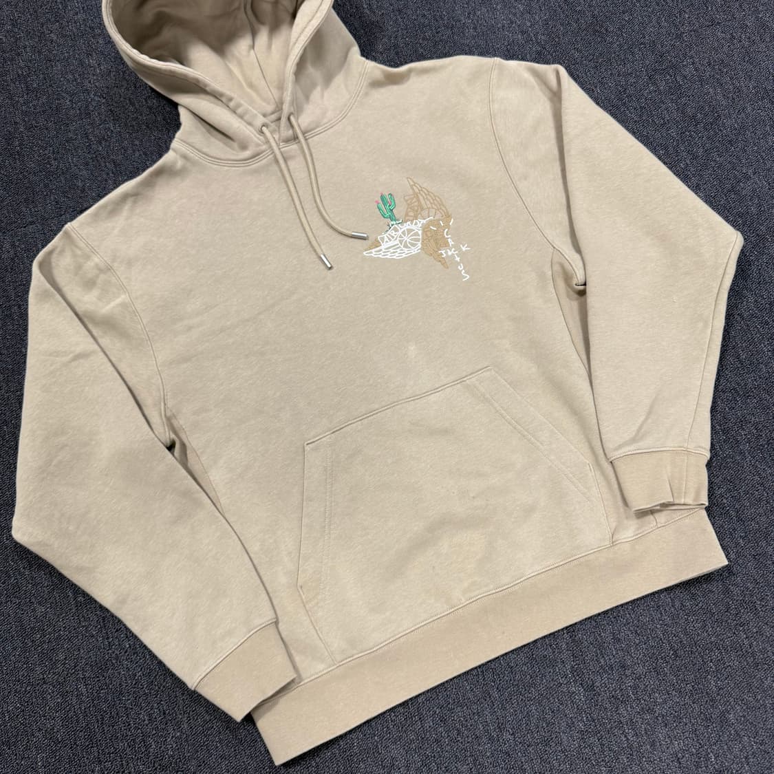 나이키 조던 x 트래비스 스캇 풀오버 후드티 상품이미지3