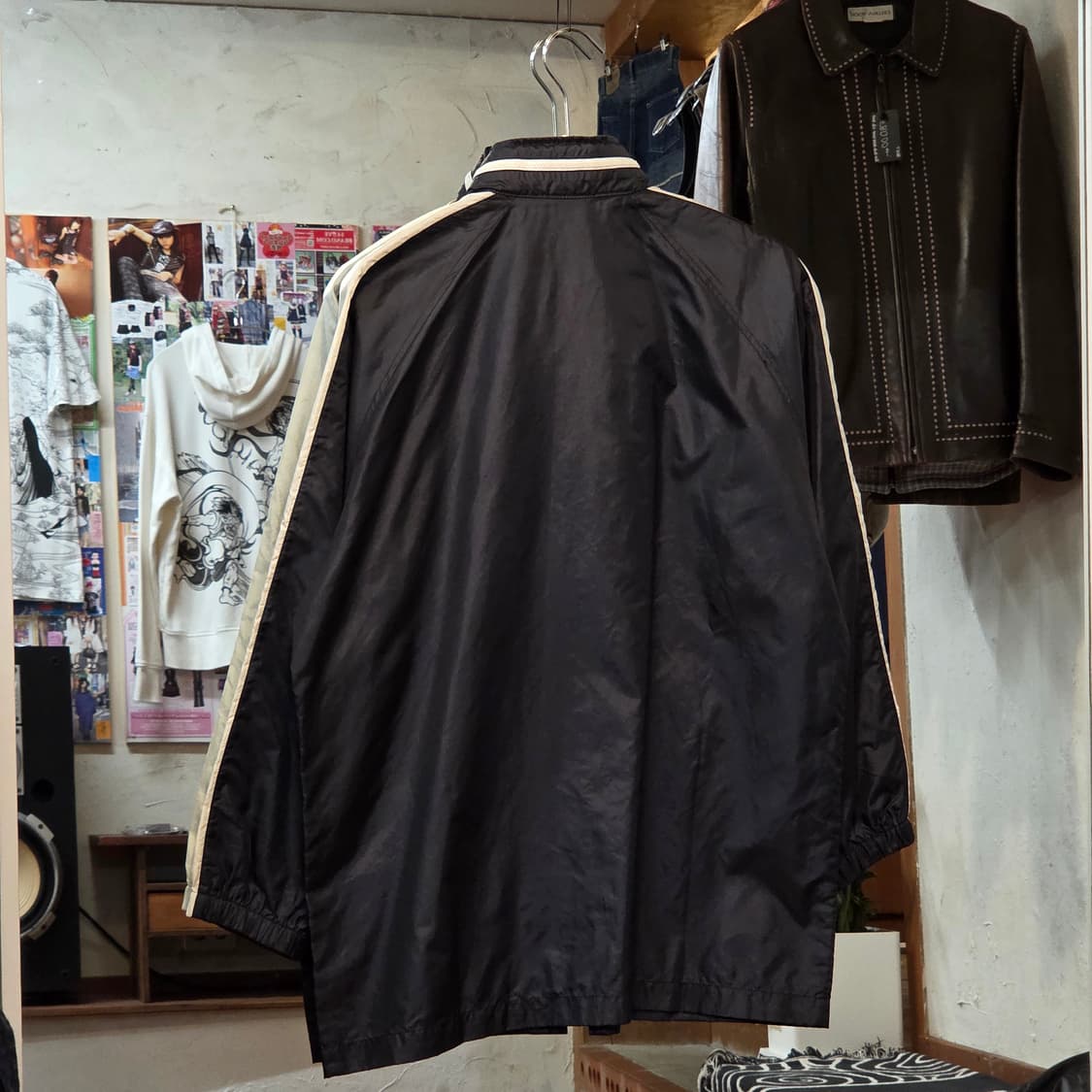 푸마 JPN 블랙 배색 바람막이 상품이미지5