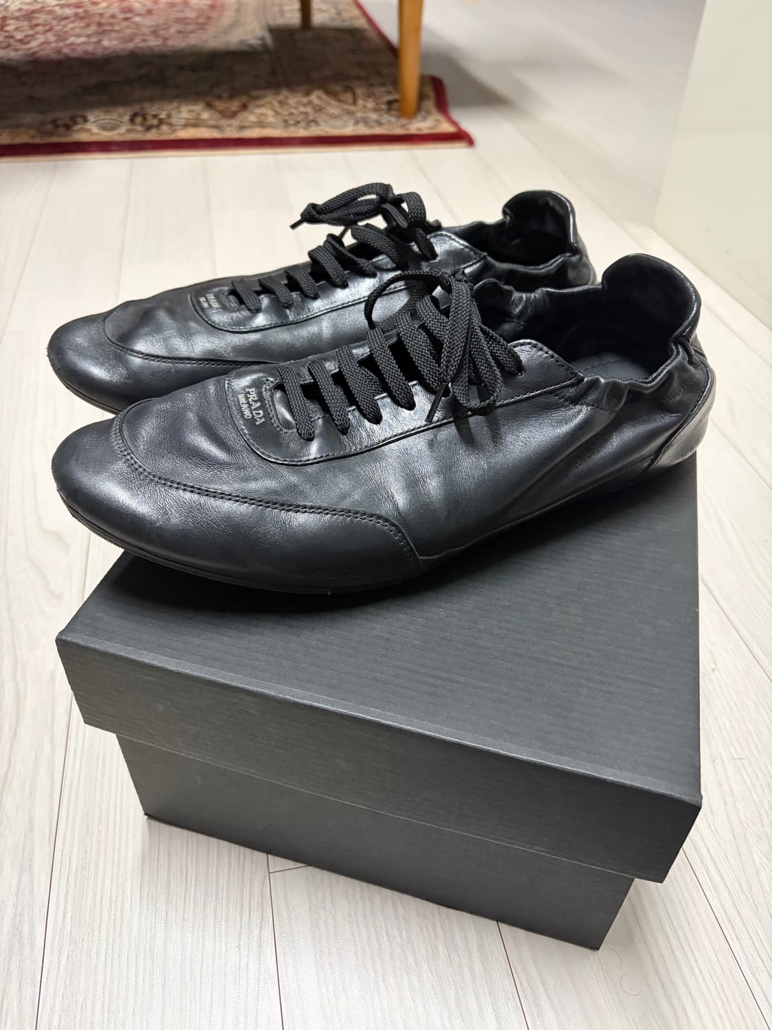 프라다 컬랩스 8판매합니다  상품이미지1