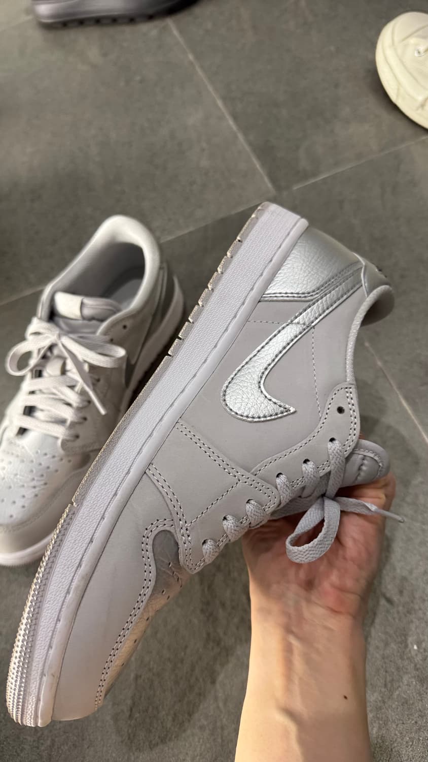 나이키 에어 조던 1 로우 회색/실버 280 상품이미지5