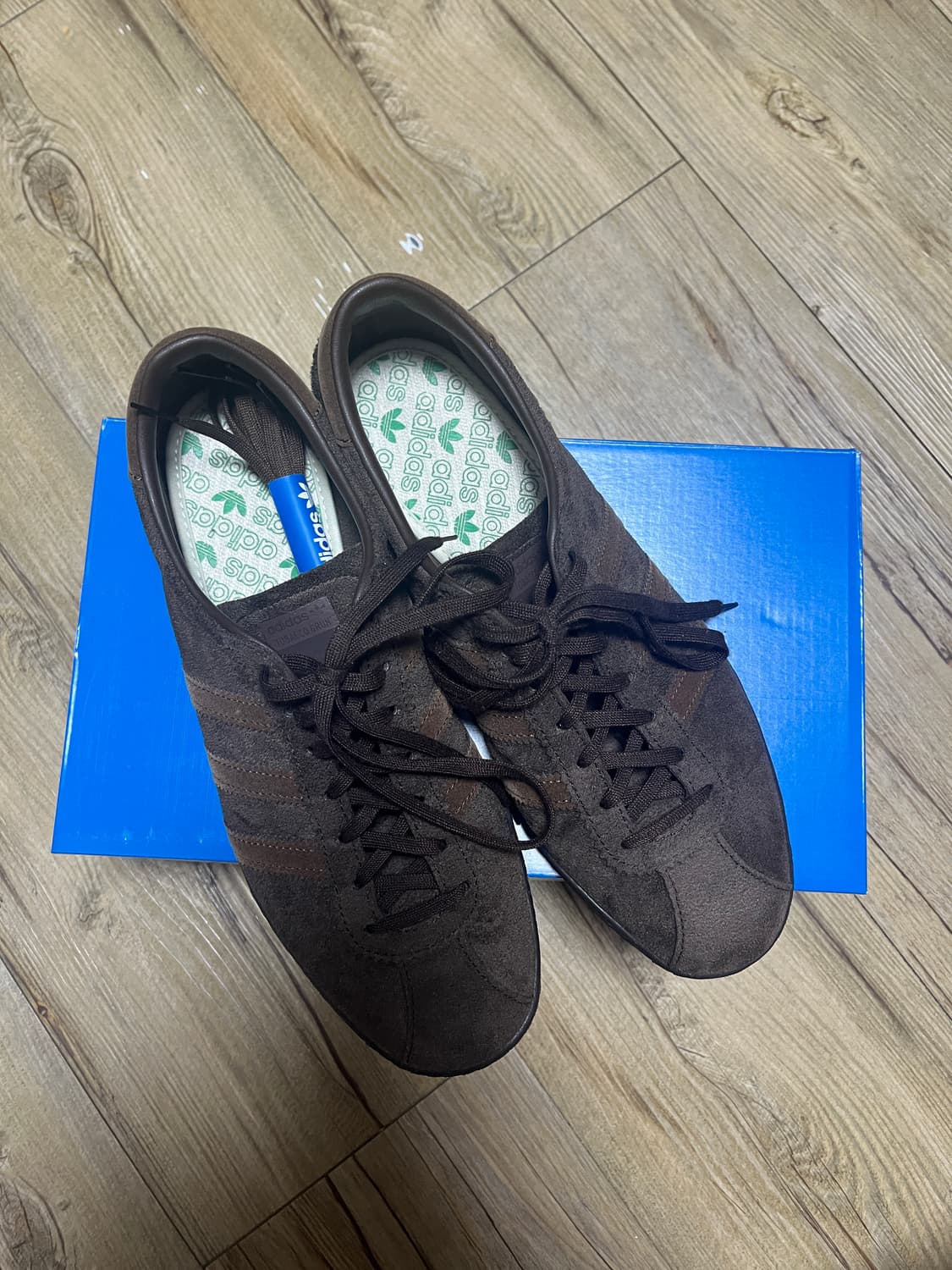 아디다스 토바코 다크브라운 275 상품이미지1