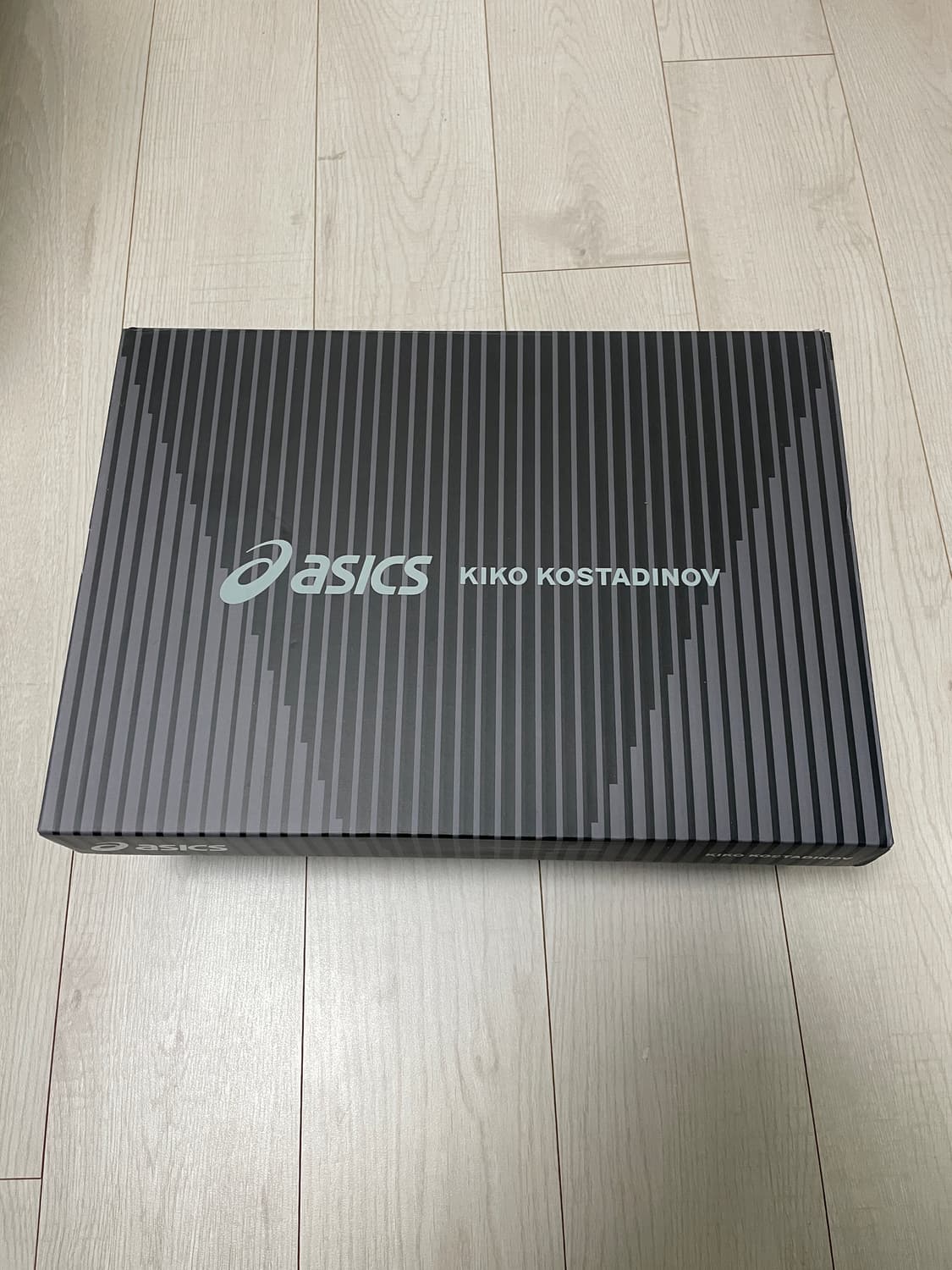 키코 코스타디노브 x 아식스 일라르기 FF 252.5 블랙 상품이미지5