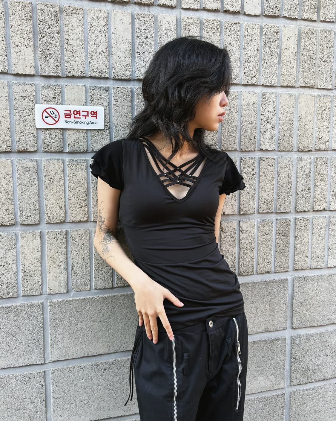 오즈온 백 오픈 디테일 져지 탑 상품이미지3