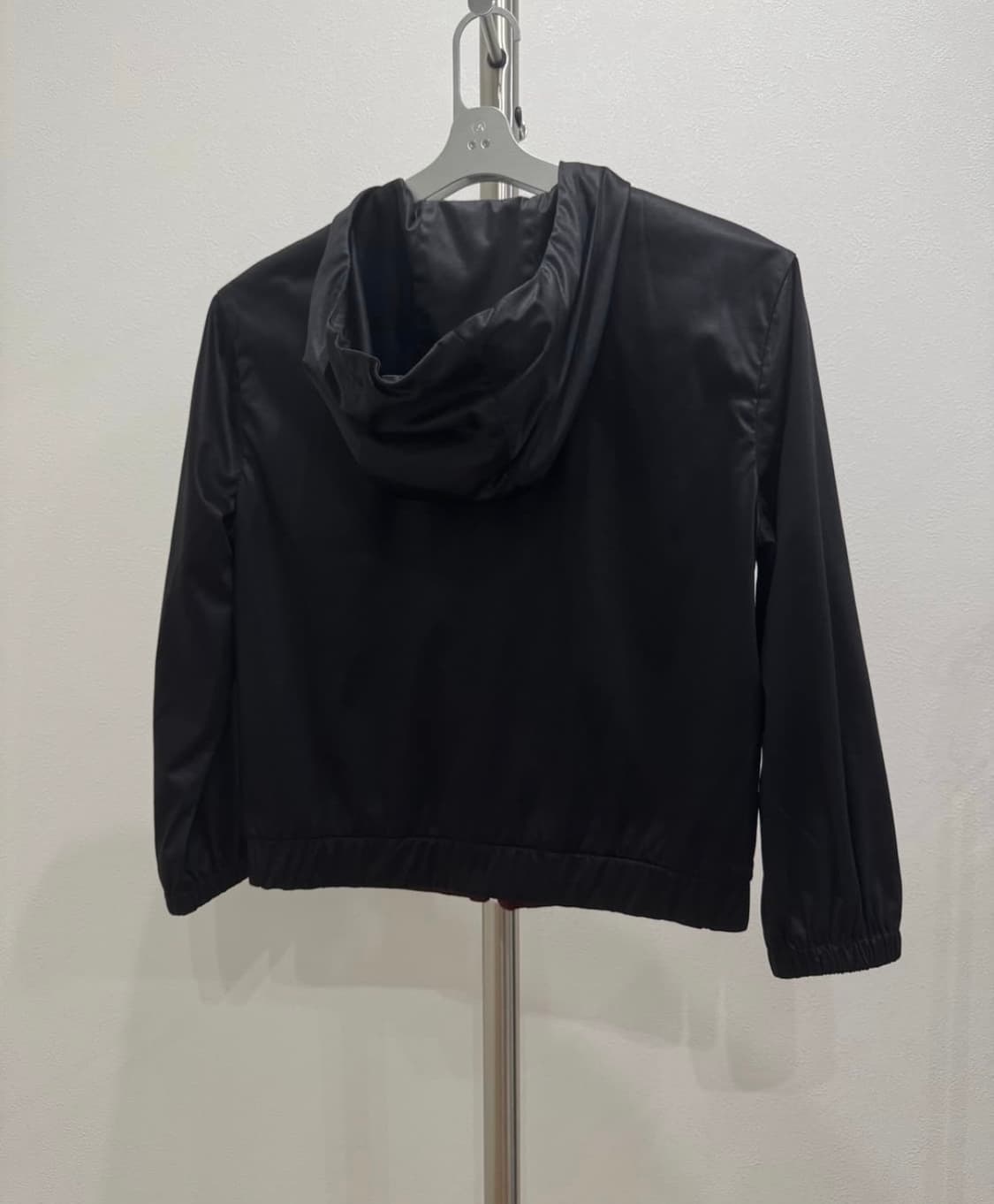 프라다 스포츠 크롭 후드집업 상품이미지2