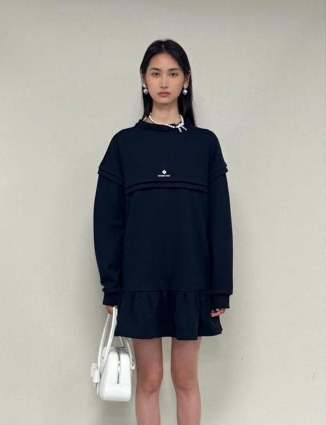 [6,8,10]슈슈통 26ss Wave 레이스 프릴 드레스/네이비 상품이미지1