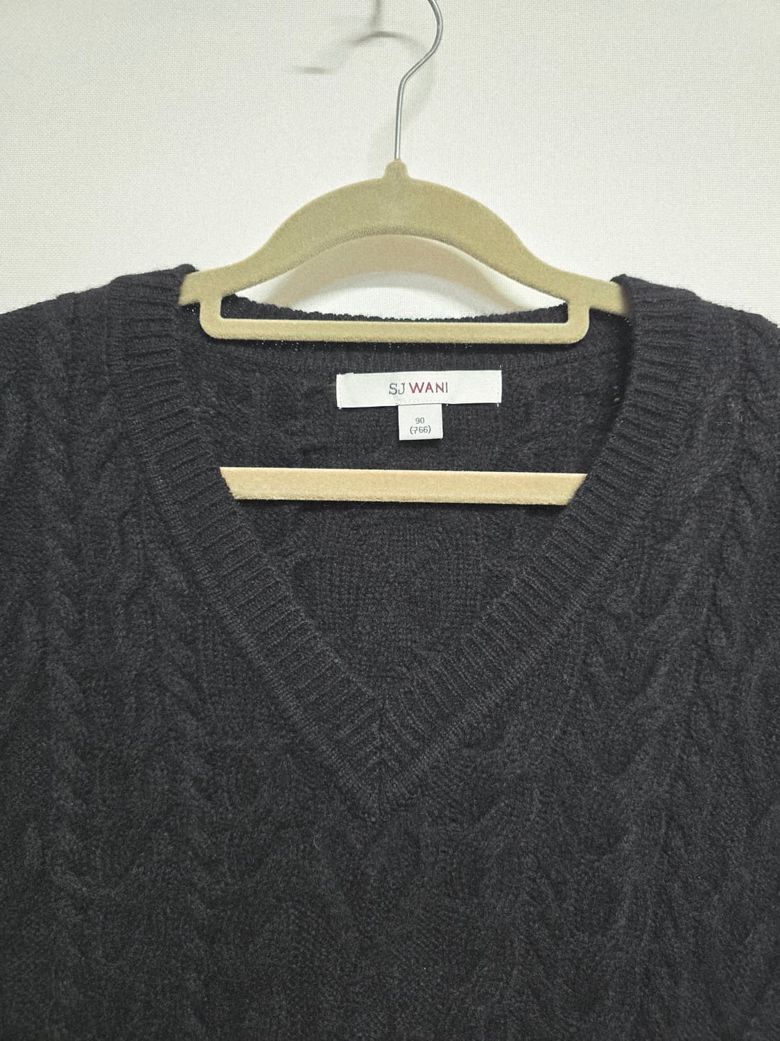 SJ WANI 블랙 꽈배기 니트 조끼 상품이미지2