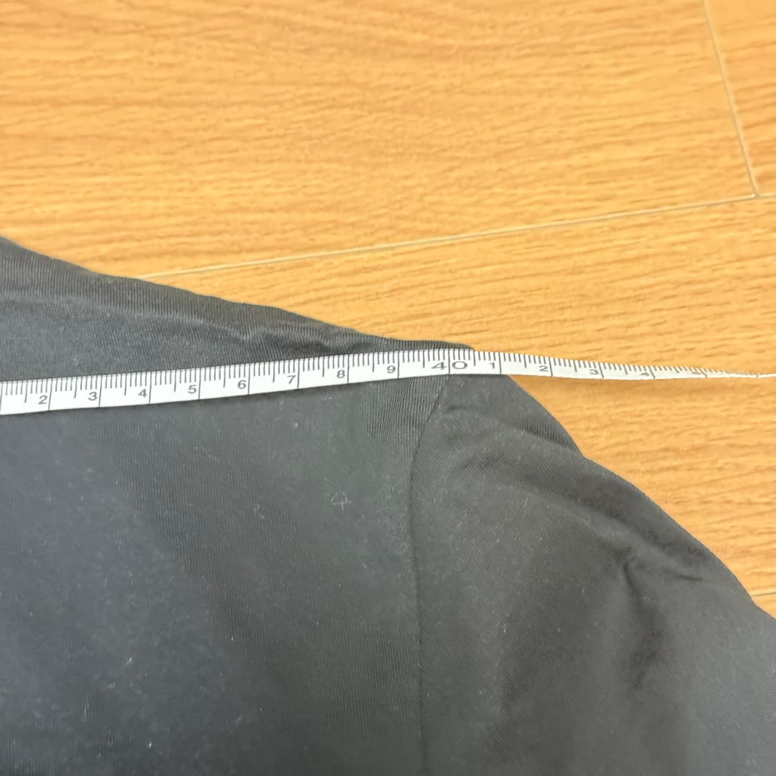 COS 하프넥 긴팔 티셔츠 블랙 상품이미지6