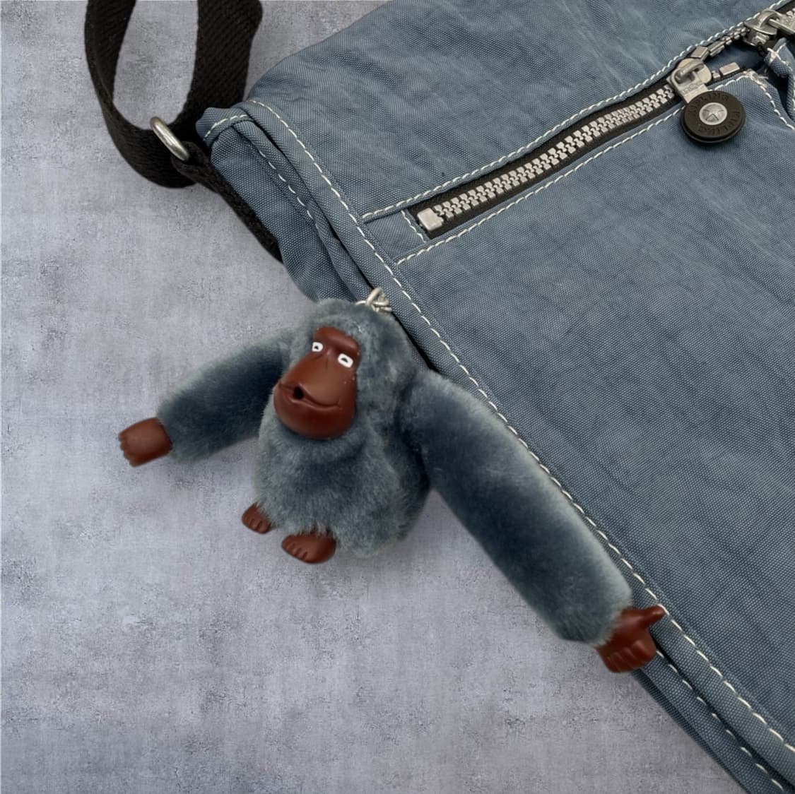 키플링 Kipling 라이트블루 멀티포켓 크로스백 상품이미지3