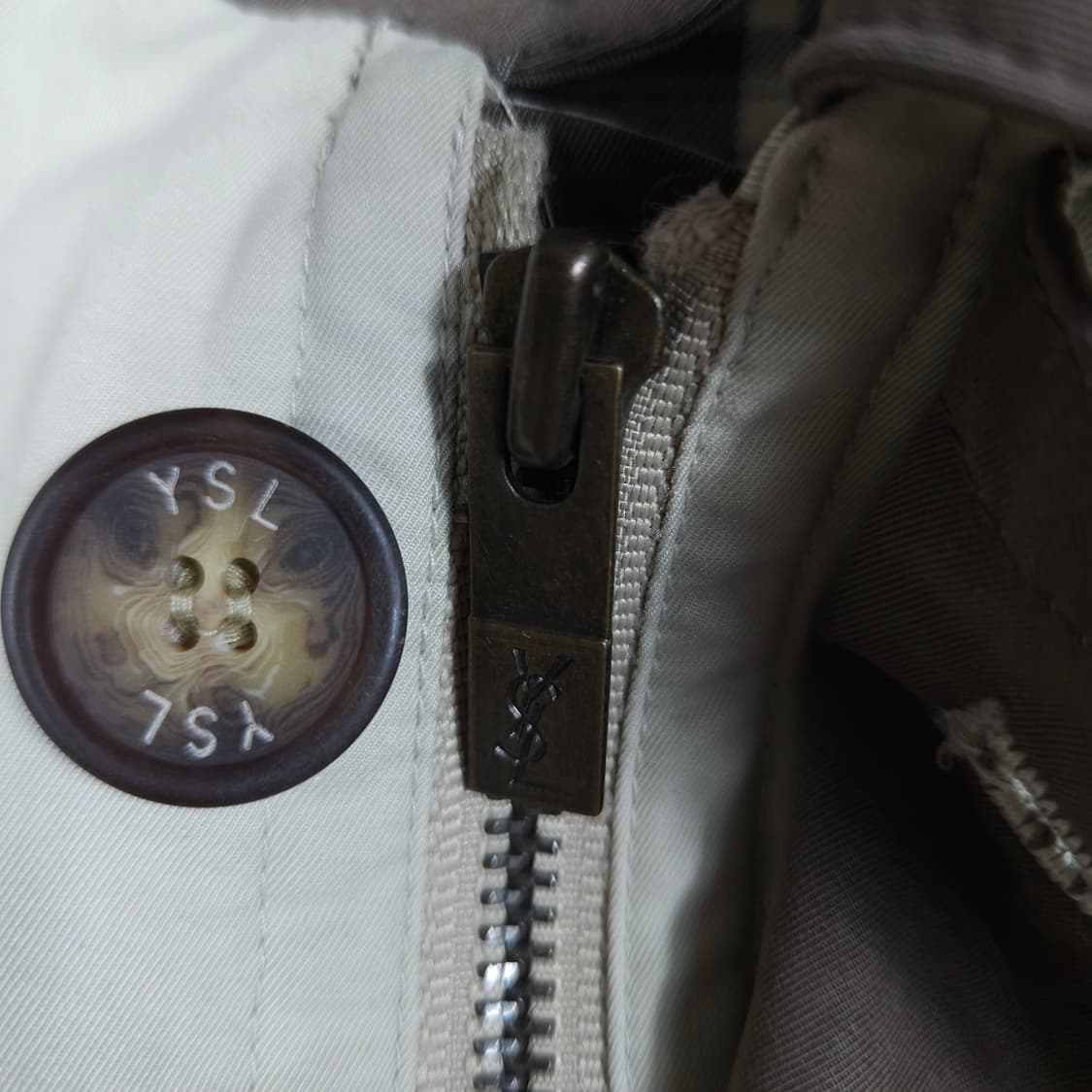 YSL 입생로랑 베이지 자켓 상품이미지3
