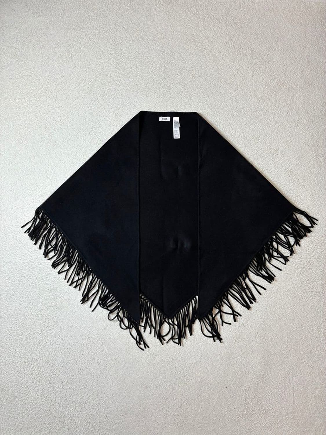 코스 COS 프린지 메리노 울 트라이앵글 스카프 PN7004 상품이미지1