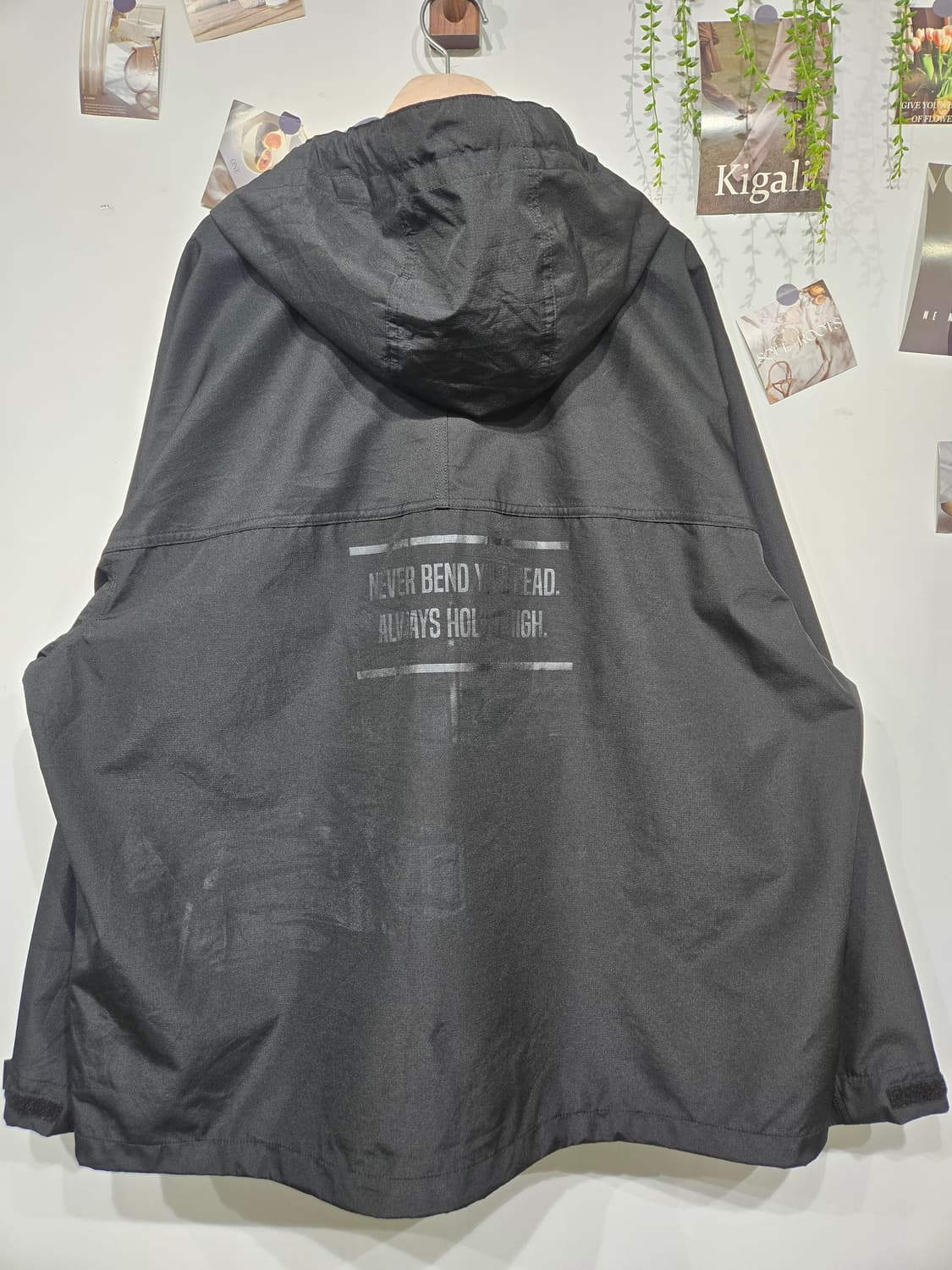 미하라 야스히로 블랙 후드 자켓 gu 상품이미지4