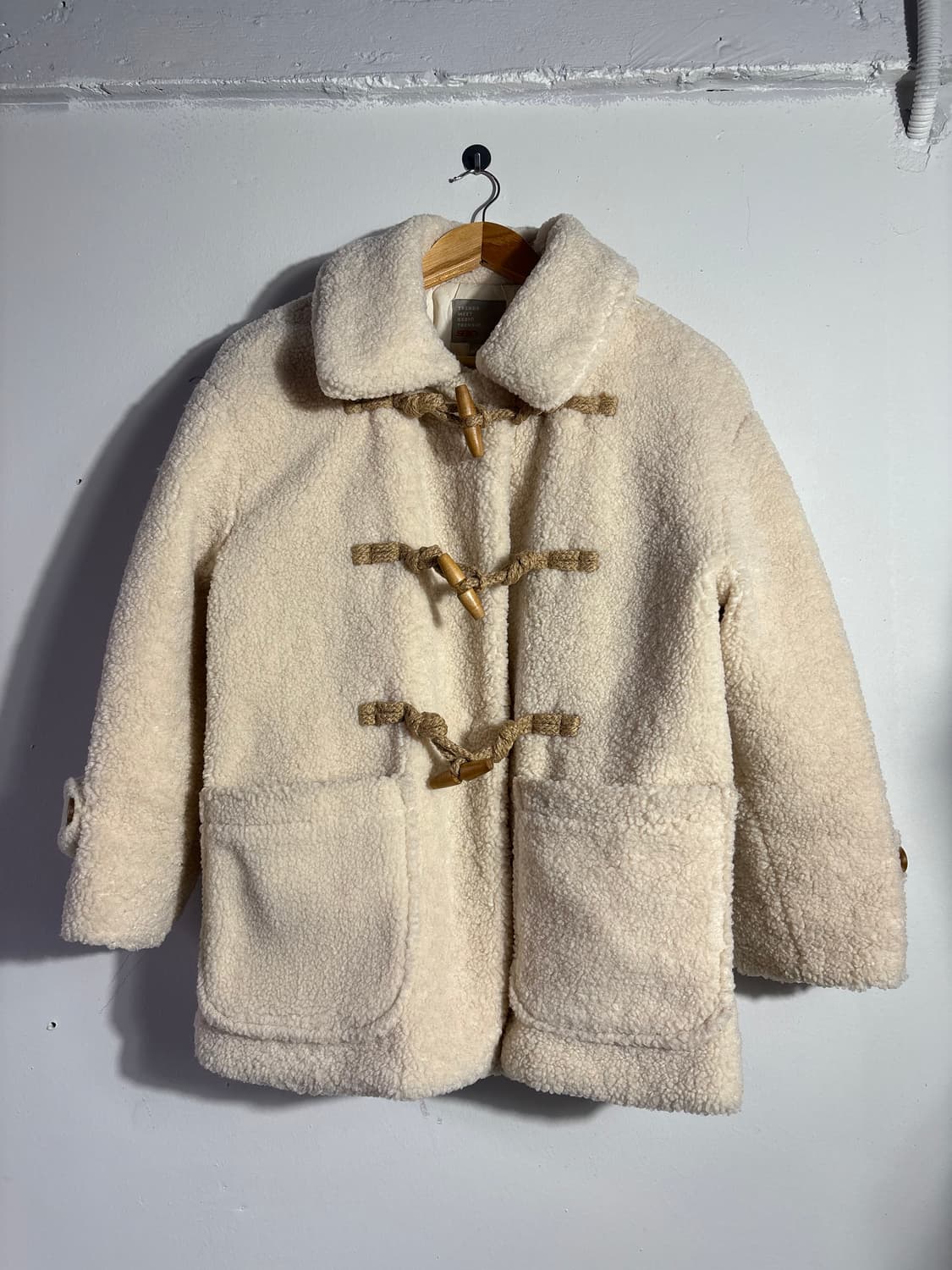 스파오 베이직 양털 더플 코트 상품이미지1