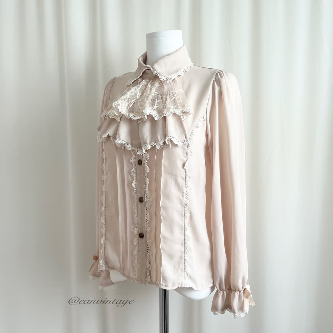 Axes Femme light peach lace blouse 상품이미지5
