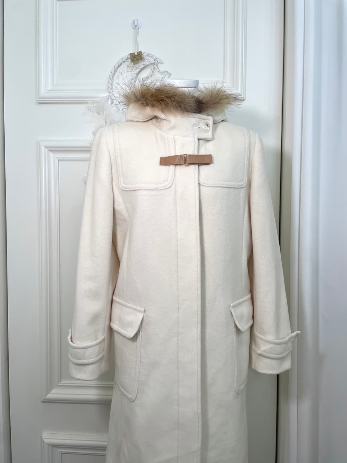cream closed point racoon fur warm coat 상품이미지5