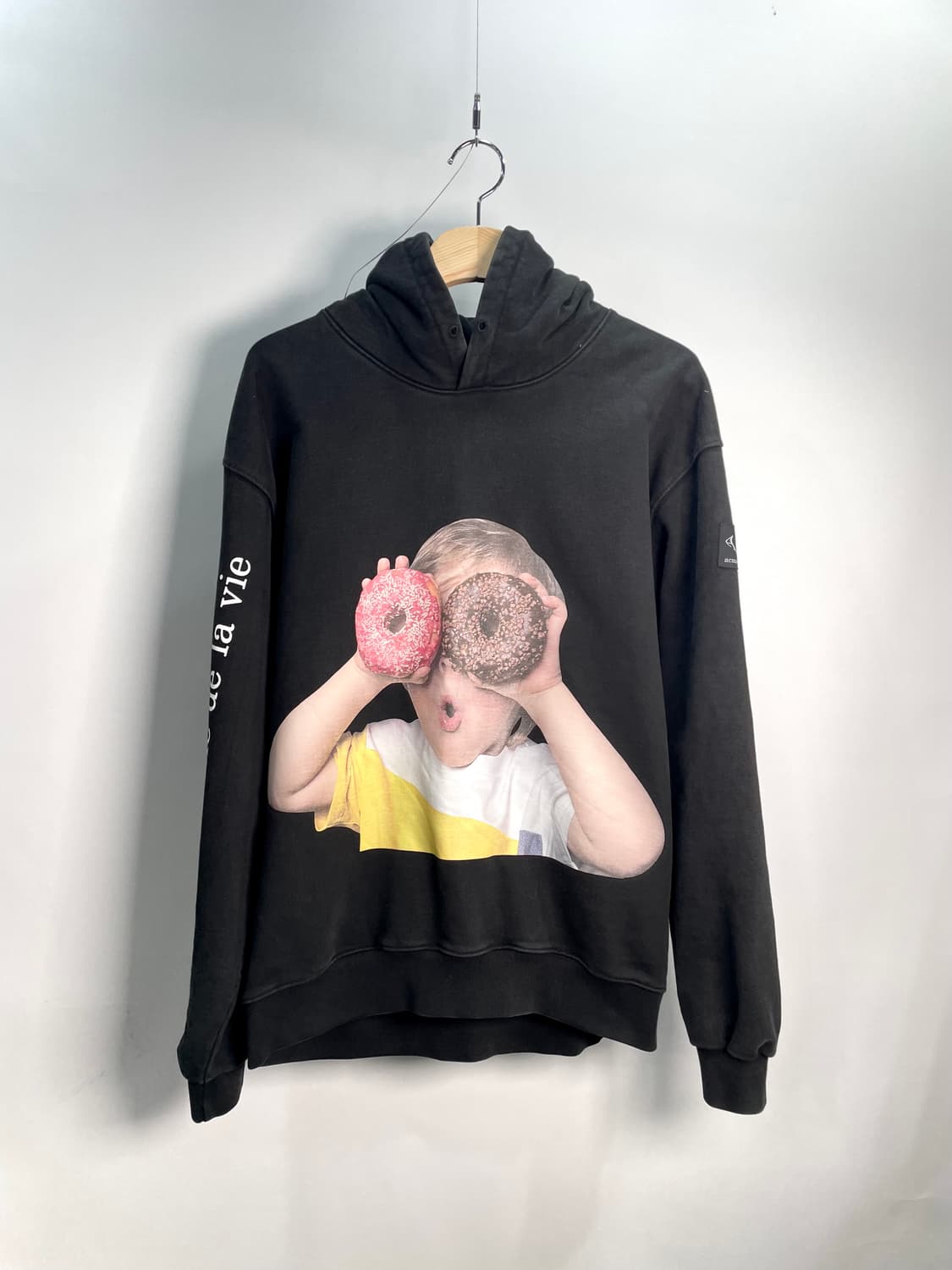 아크메드라비 후드티 상품이미지1