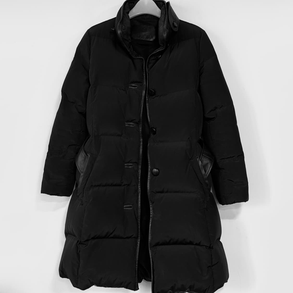 로에베 로고 포인트 다운 패딩 코트 상품이미지2