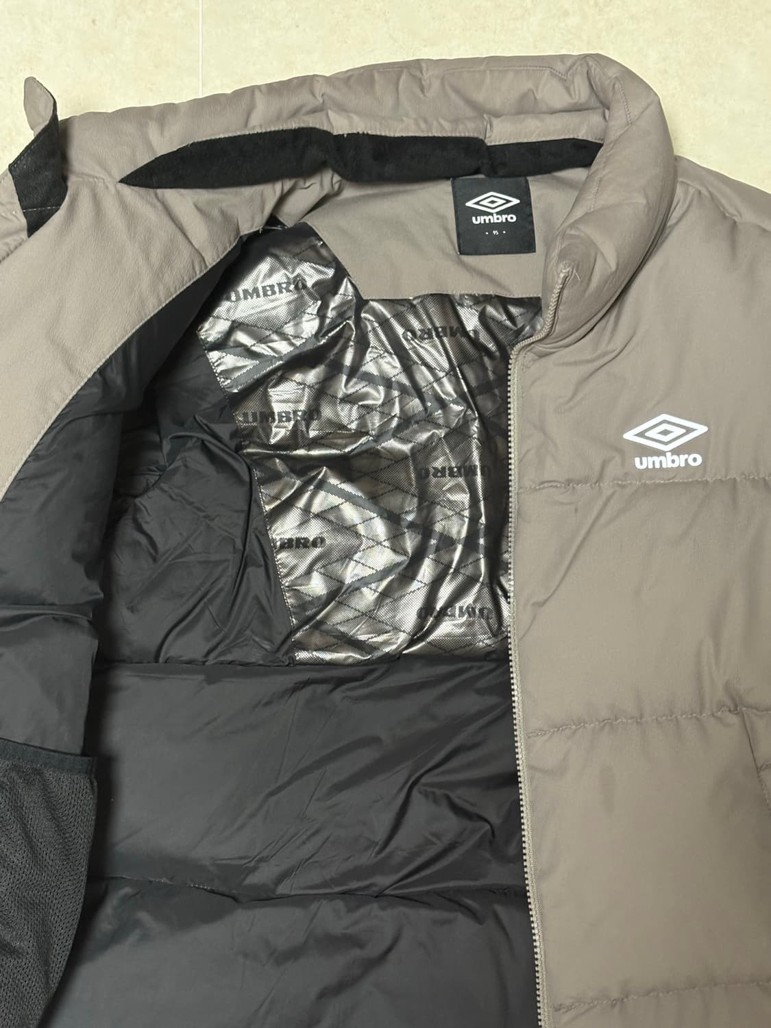 엄브로 패딩  상품이미지6