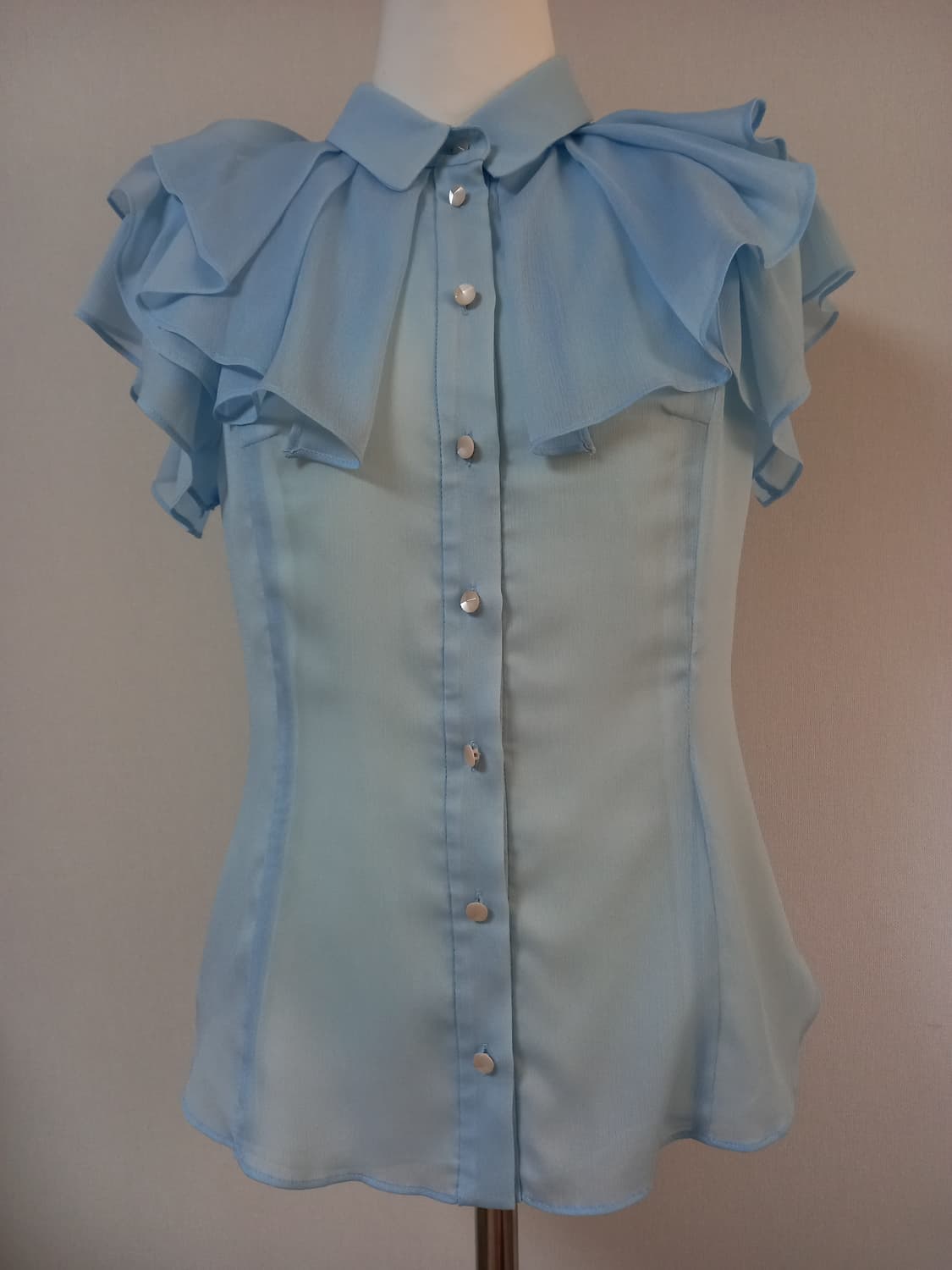 라인 블라우스 상품이미지1