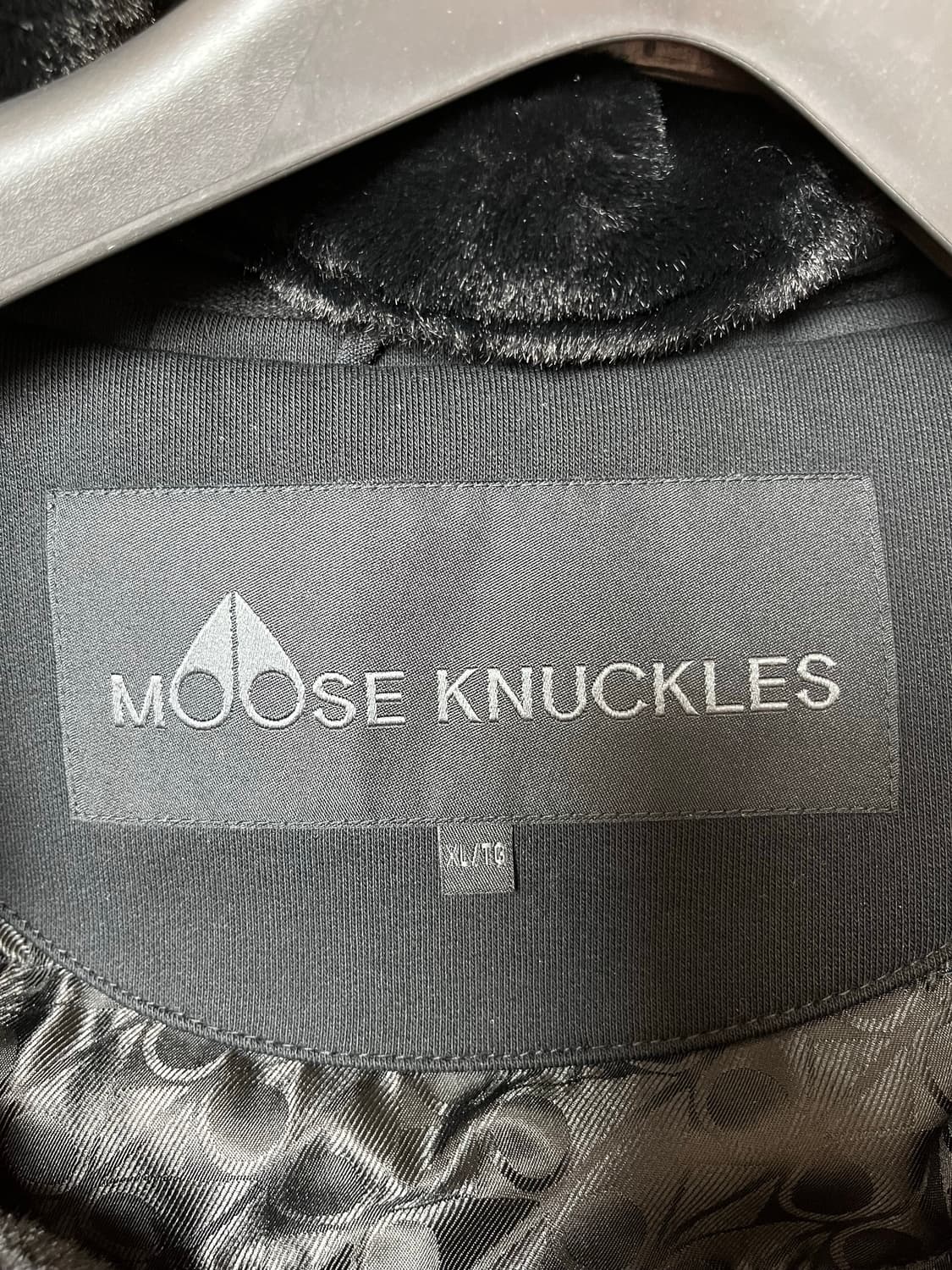 (새상품급) 블랙퍼 무스너클 버니스웨터[XL]  상품이미지3