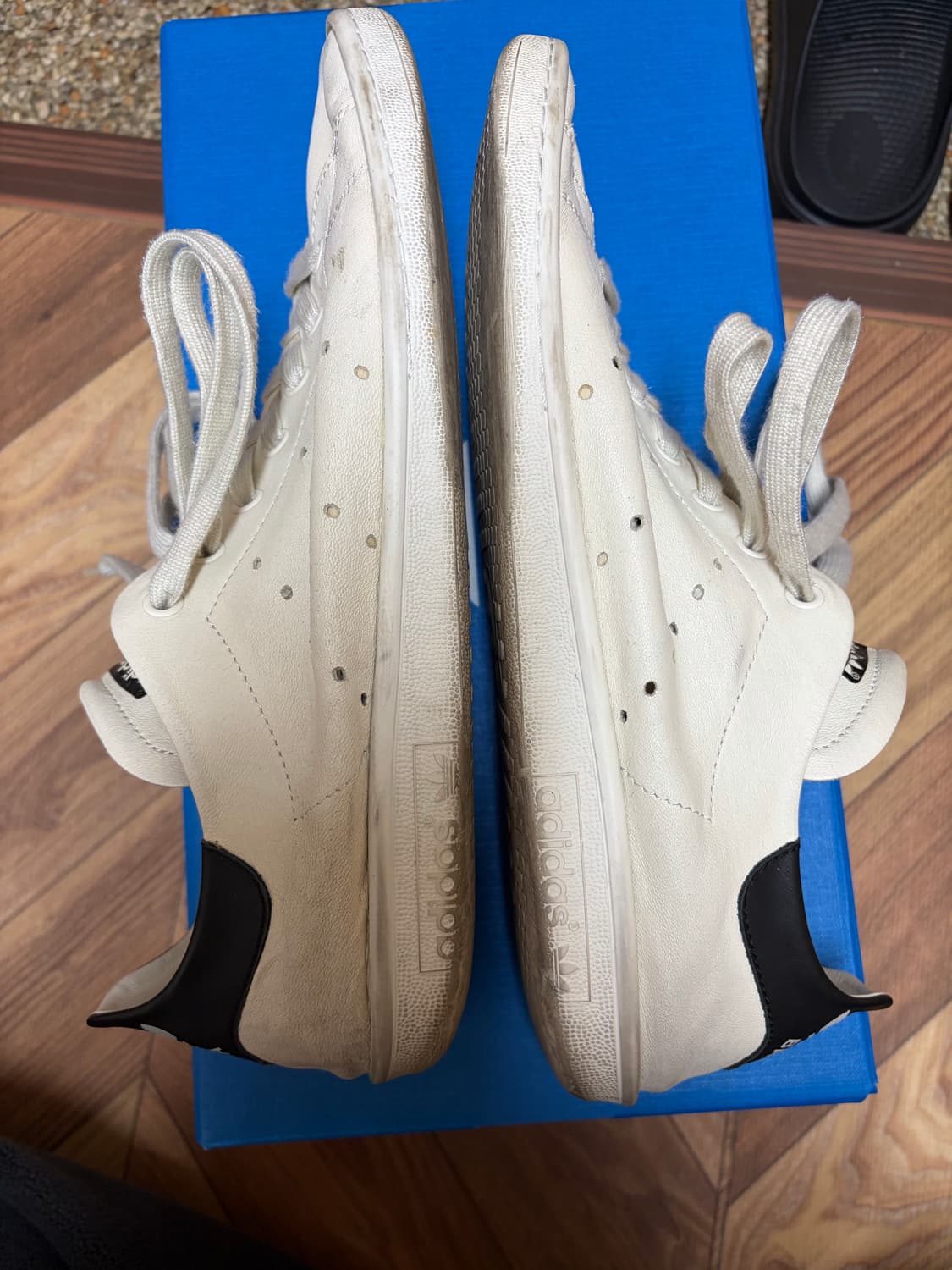 발렌시아가 아디다스 스탠스미스 오프화이트43 상품이미지4