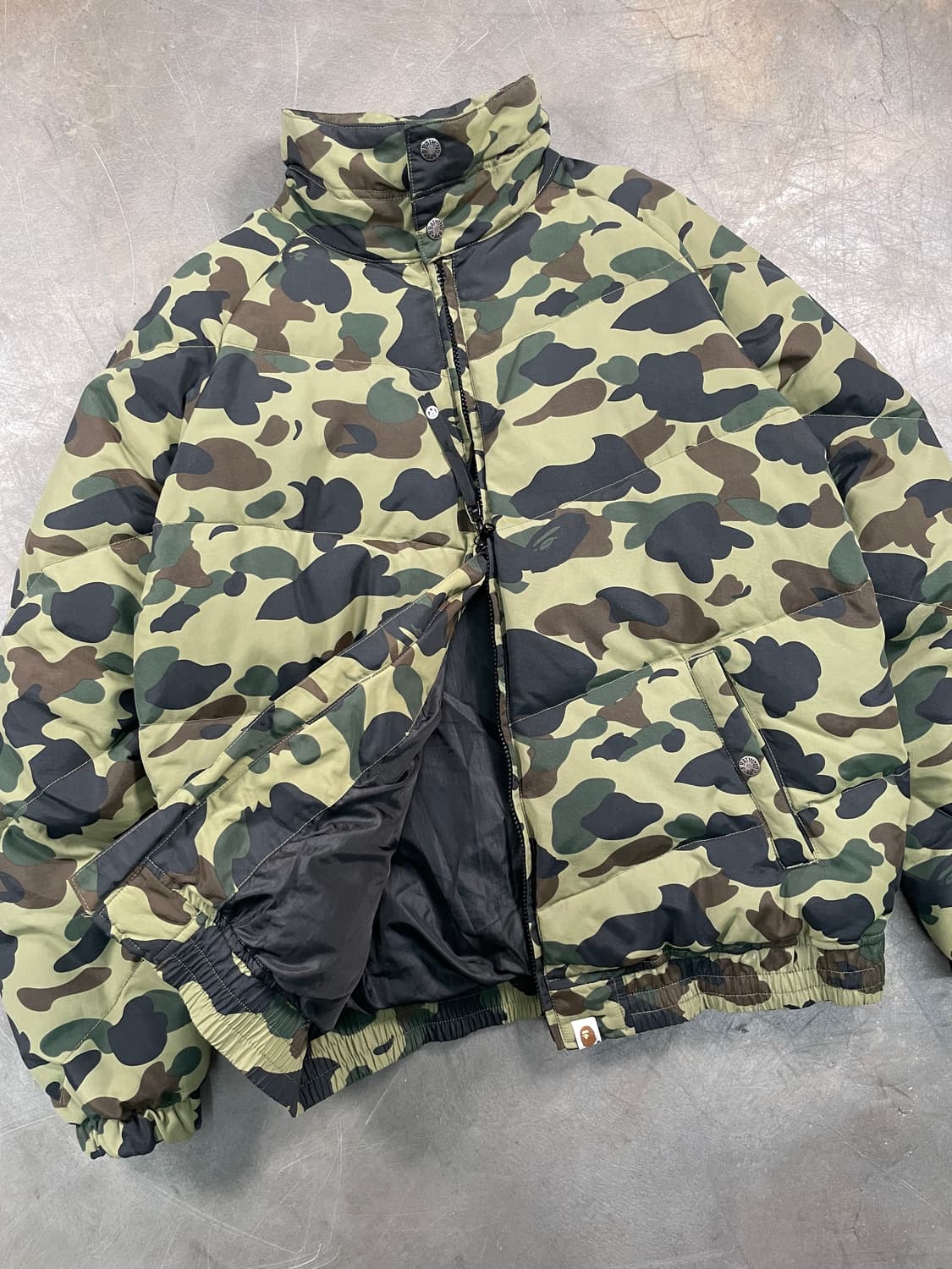 베이프 녹계 카모 패딩 상품이미지2
