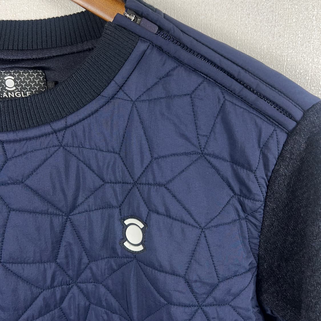 와이드앵글 남성 울 퀼팅 방풍 맨투맨 M 상품이미지2