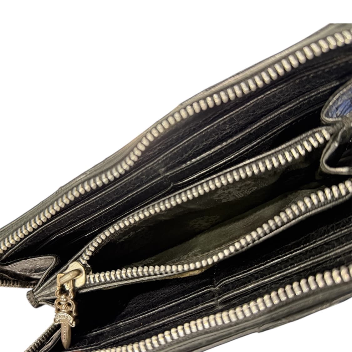 크롬하츠 세메터리 패치 장지갑 상품이미지4