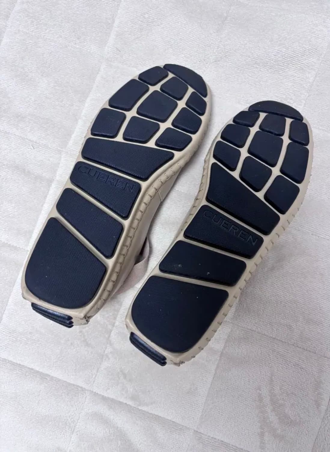 (새상품급) 쿠에른 발레리나 슈즈 240 베이지 상품이미지2