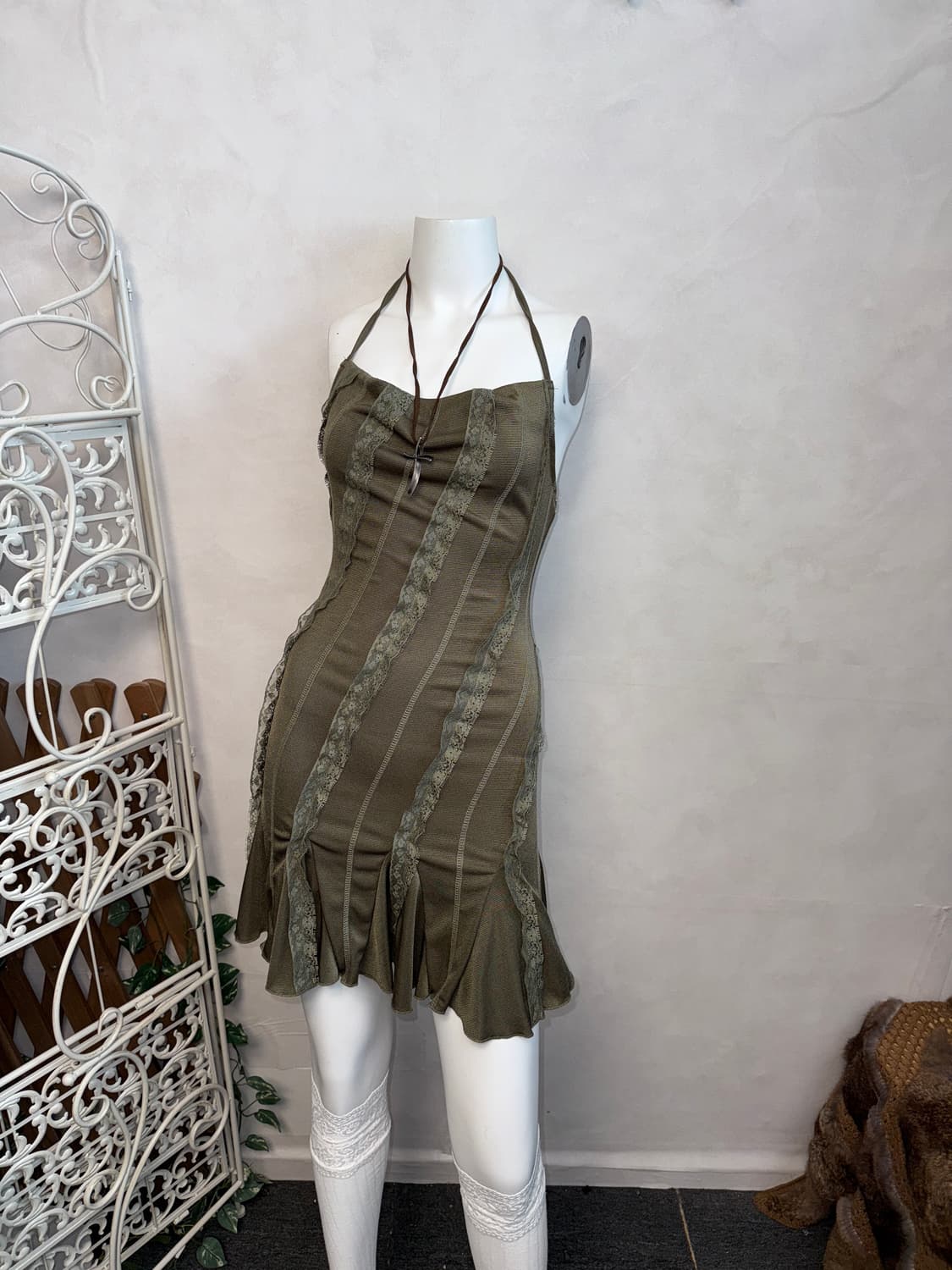 Khaki fairy lace cowl neck halter ops 상품이미지1