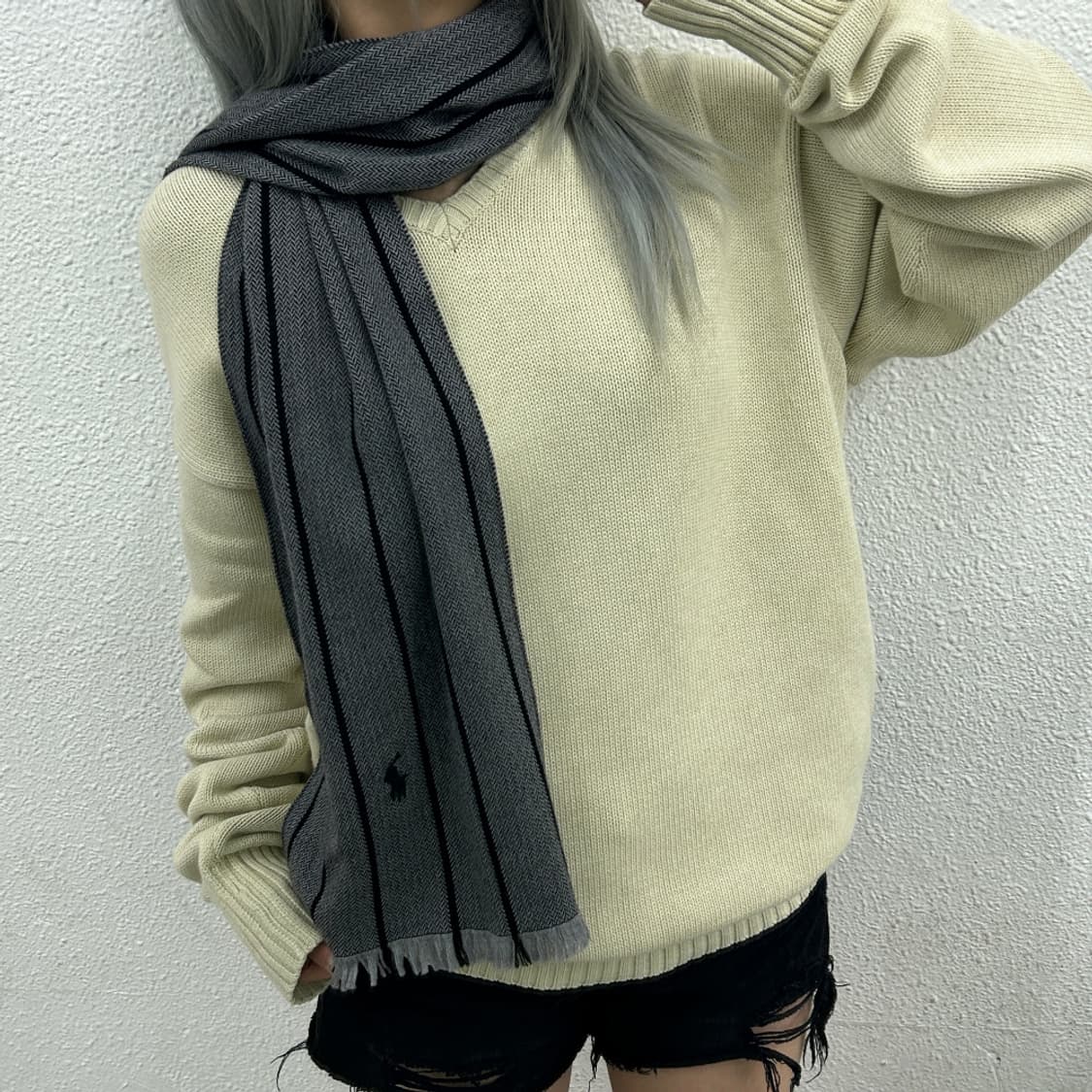 폴로 랄프로렌 블랙 단가라 그레이 머플러 상품이미지1