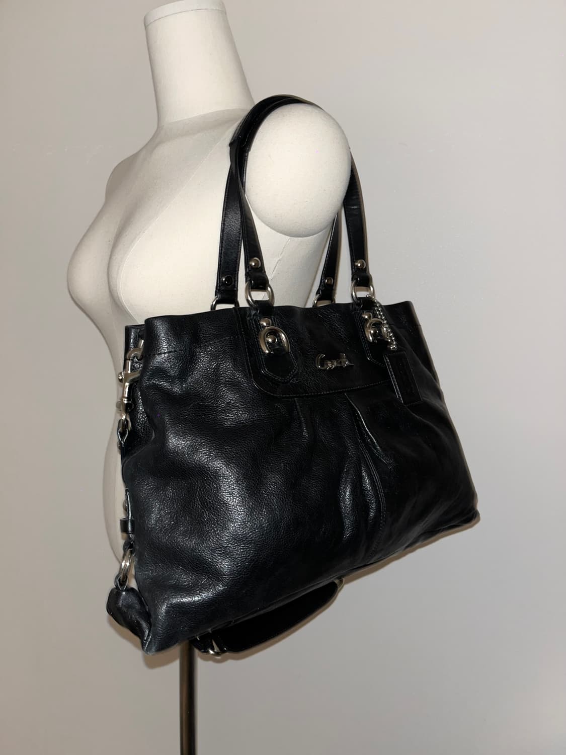 📦 Coach big black Shoulder Bag 상품이미지3