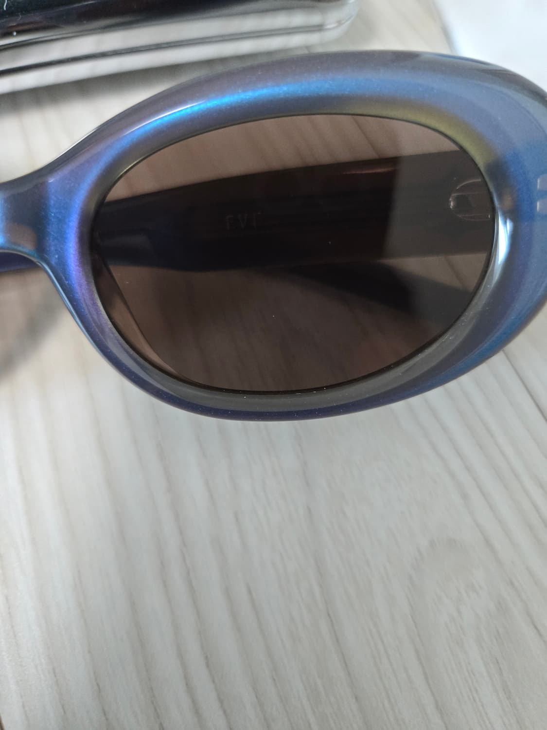 젠틀몬스터 이브 블루 선글라스  상품이미지4