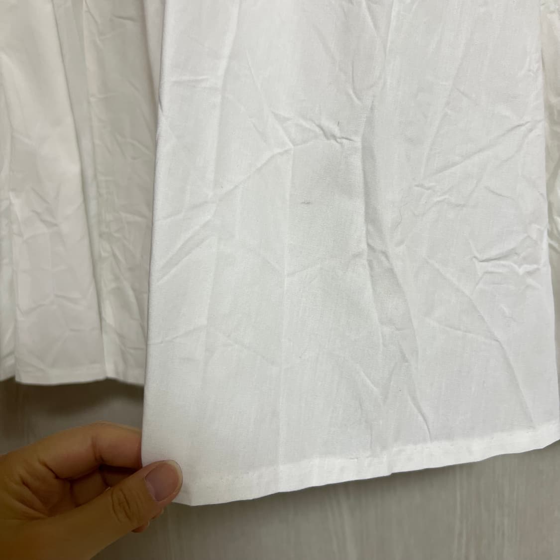 뒷밴딩 핀턱 스커트 상품이미지3