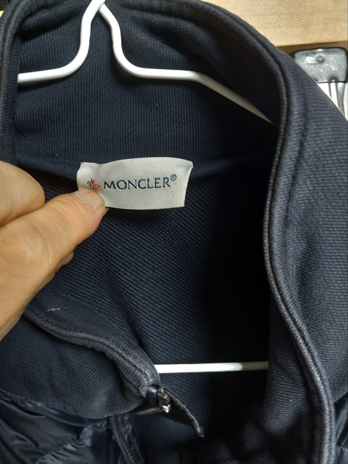 몽클레어 네이비 니트 패딩 점퍼 상품이미지8