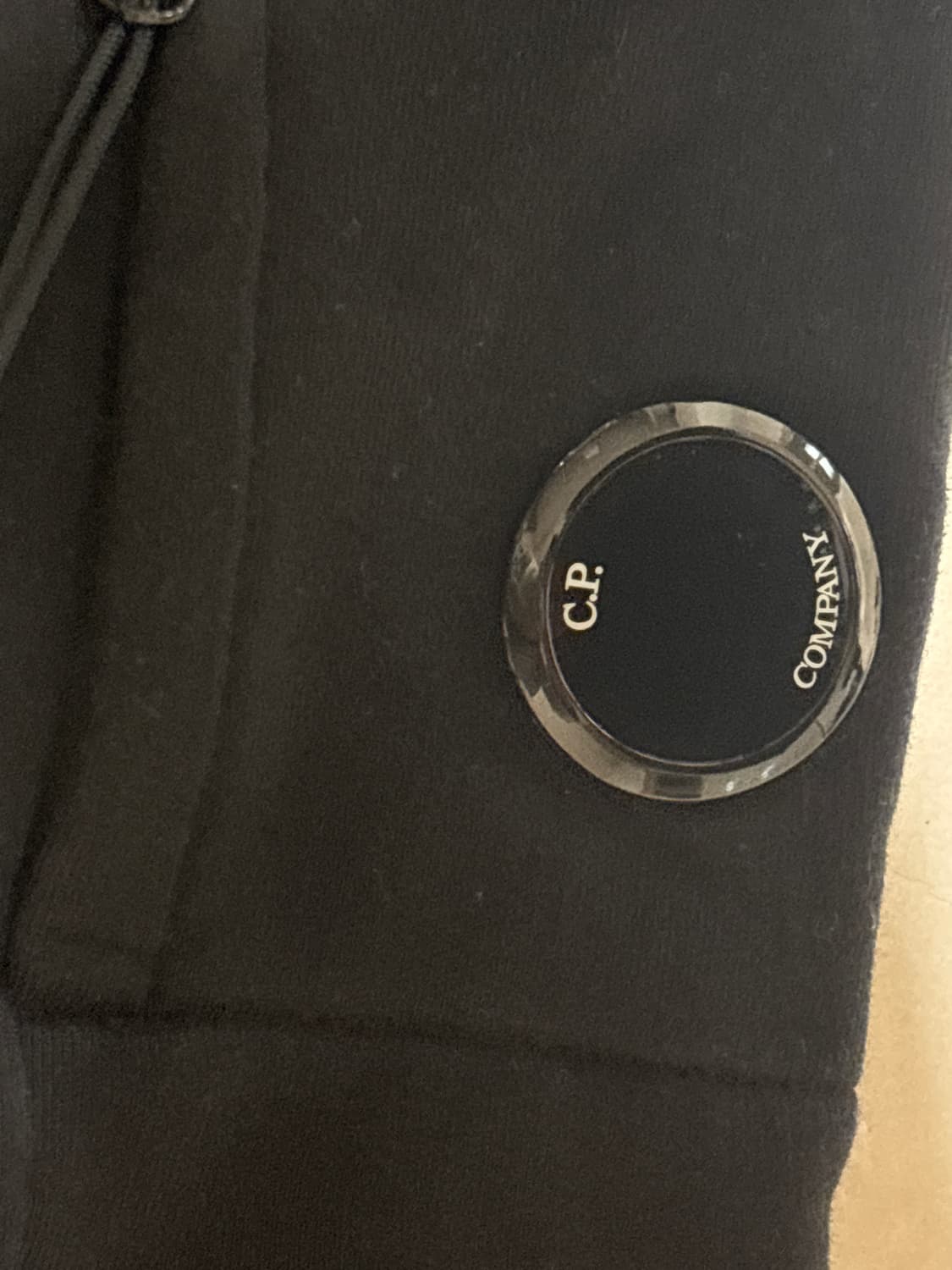cp컴퍼니 다이애그널 레이즈드 플리스 후드 블랙 상품이미지2
