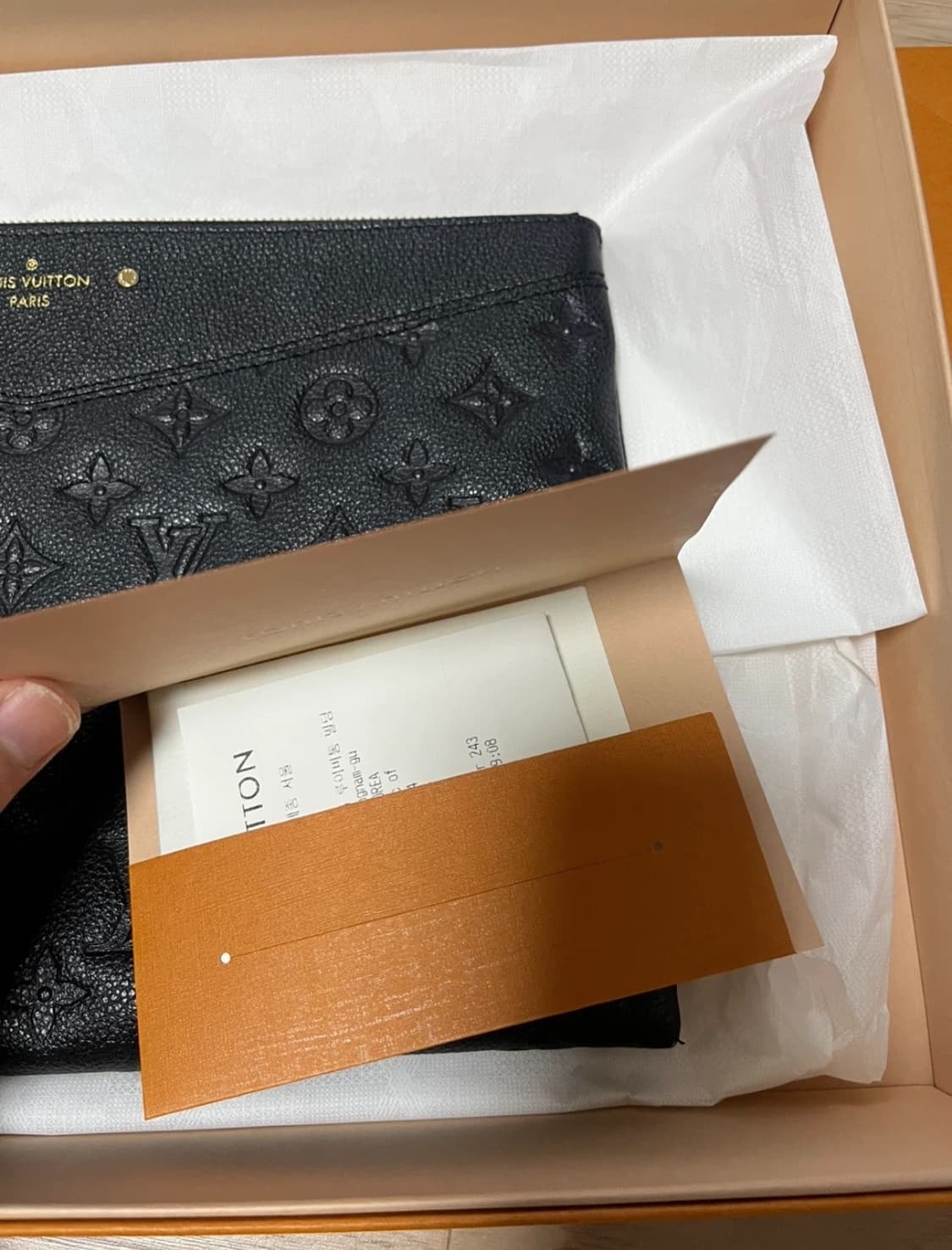 루이비통 앙프렝뜨 클러치 블랙  상품이미지2