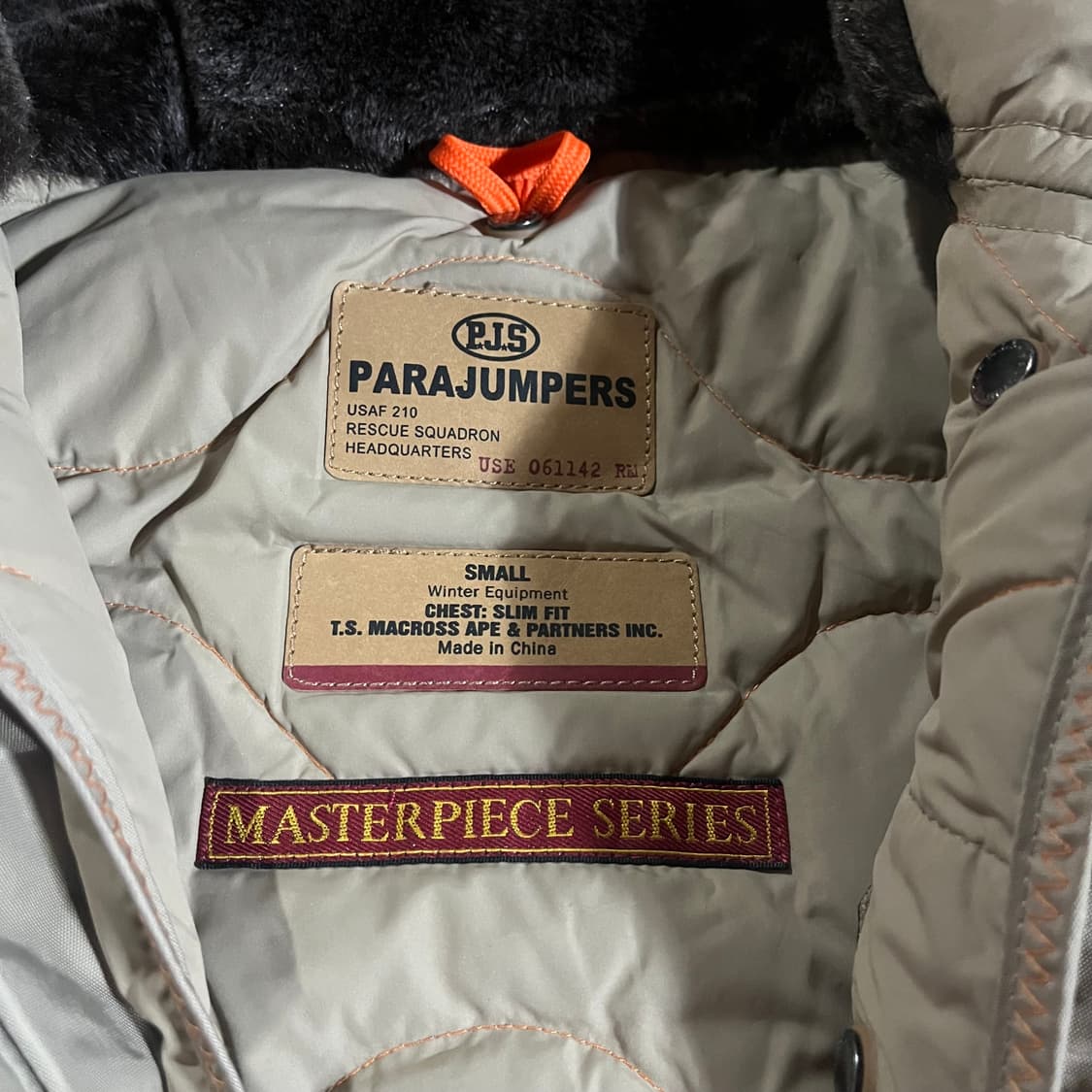 [95] 파라점퍼스 라이트핸드 패딩 상품이미지4