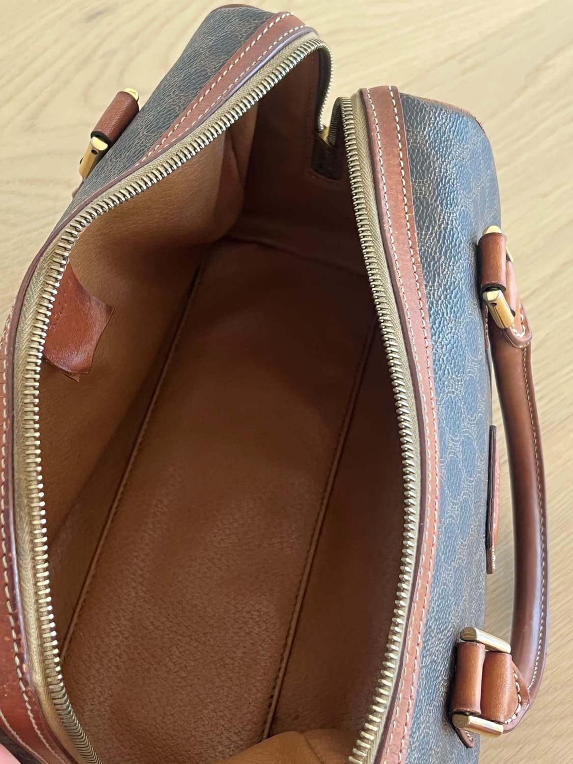 셀린느 마카담 미니 보스턴백 상품이미지8