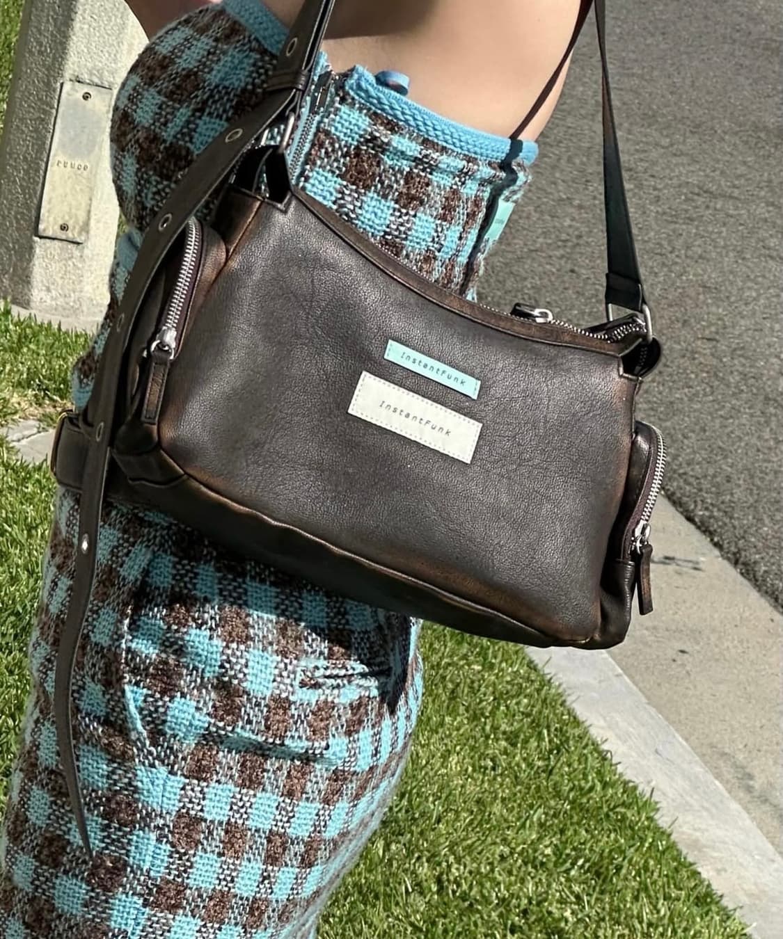 인스턴트펑크 빈티지 에코 레더 숄더백 상품이미지5