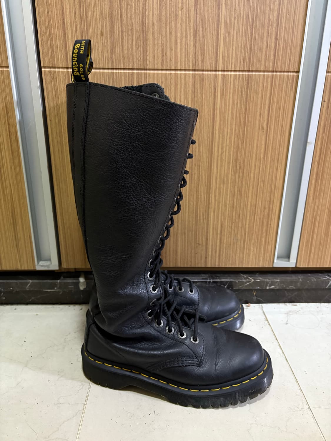 닥터마틴 1B60 벡스 롱부츠 UK6 (250) 20홀 상품이미지6