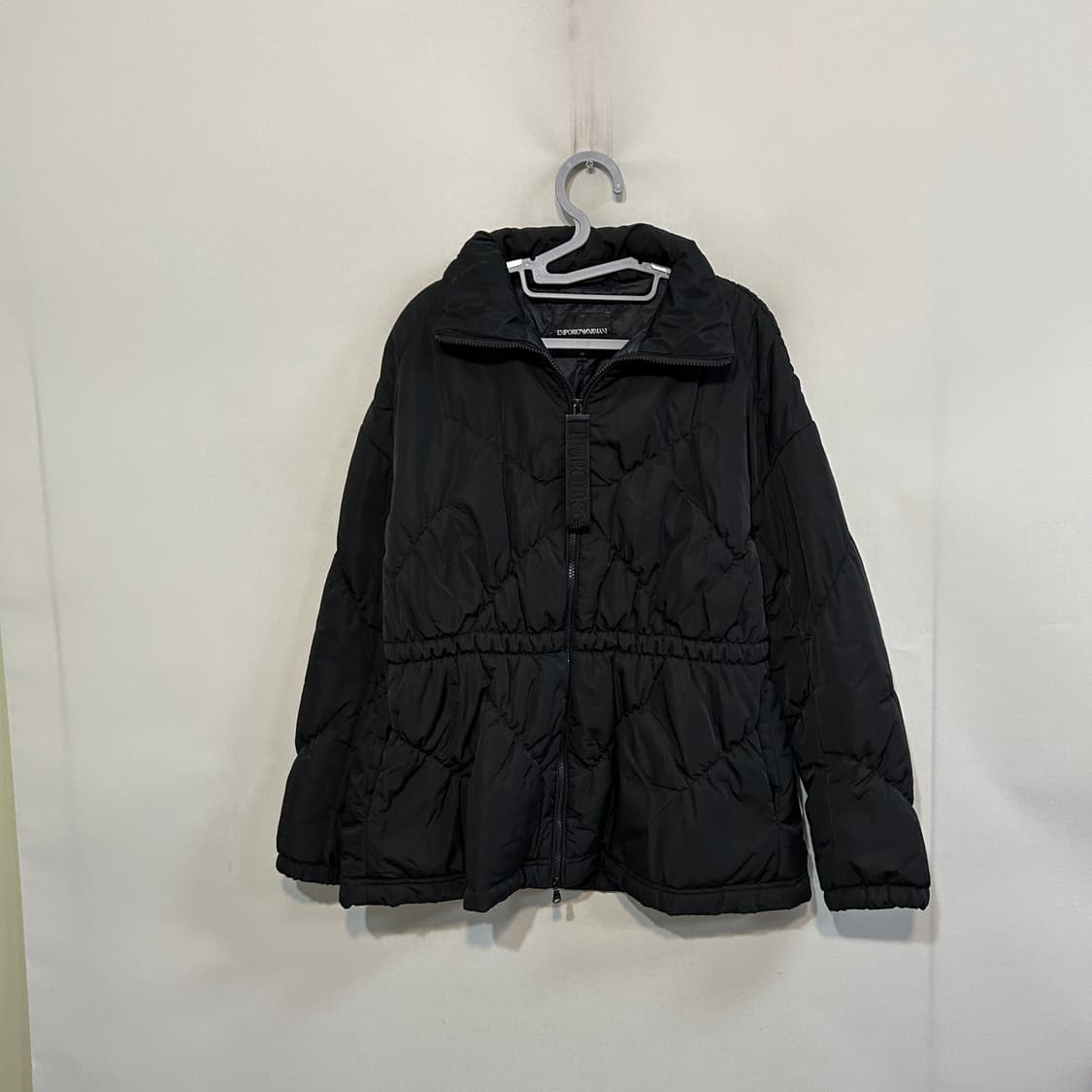 정품 엠포리오아르마니 여성 누빔 패딩 77정도 상품이미지1
