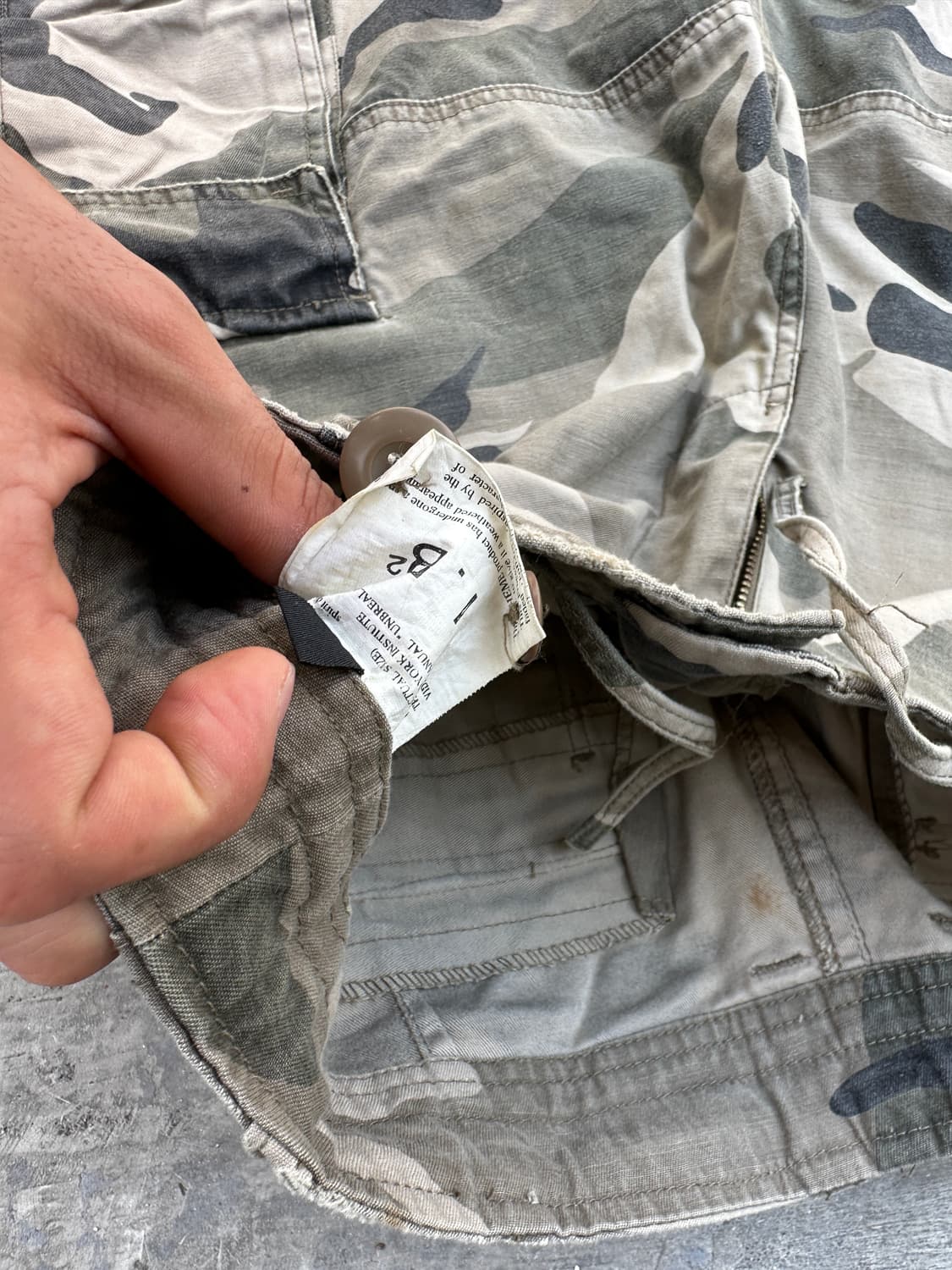 Woodland Camo Multi Pocket Cargo Shorts 상품이미지2