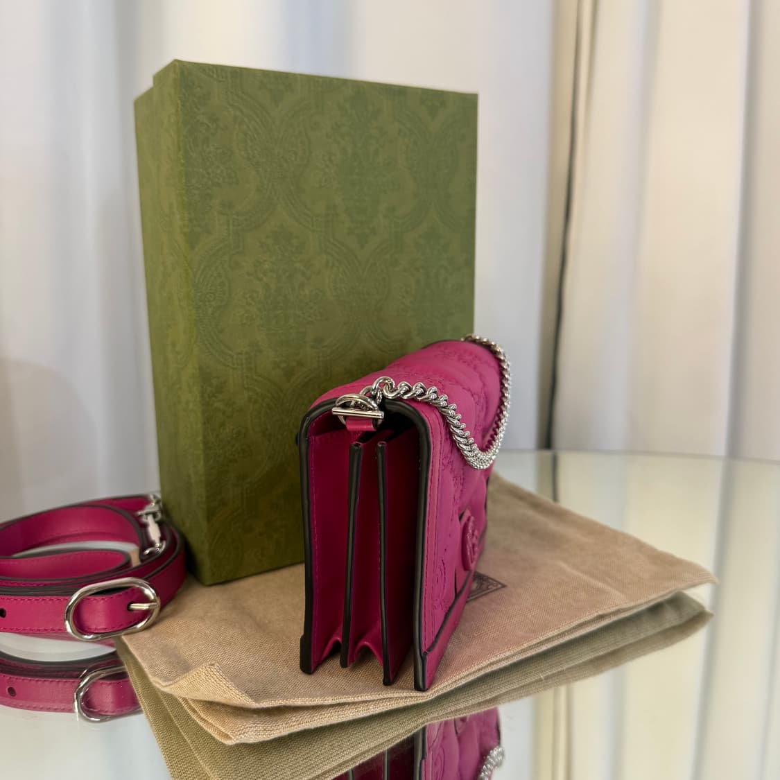 [정품] 구찌 GG 마틀라세 미니 크로스백 723777 상품이미지5