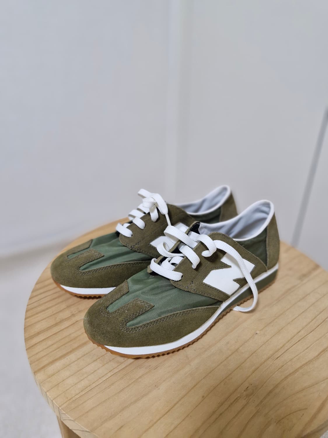 뉴발란스 320 카키 260 상품이미지3