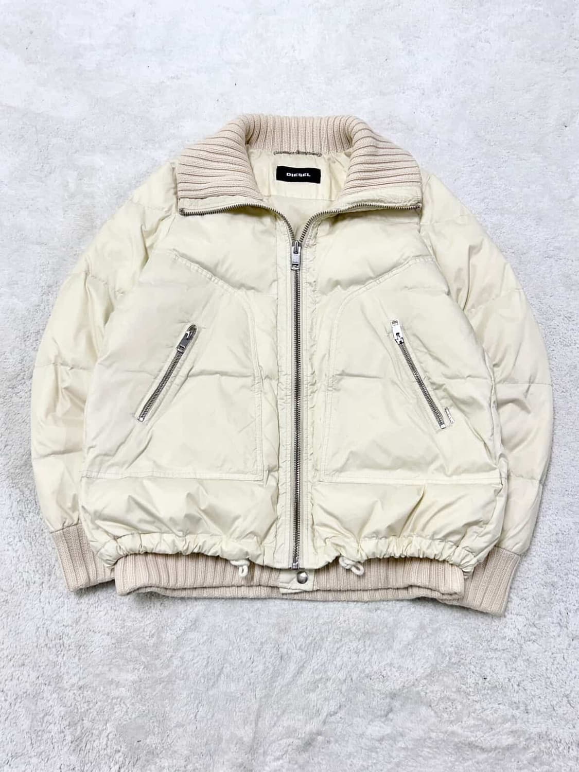 디젤 크림 니트카라 덕다운 패딩 상품이미지5