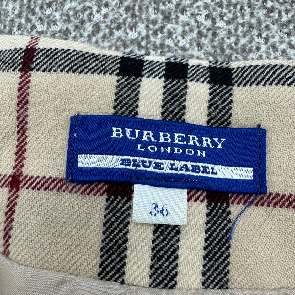 버버리 스커트 상품이미지3